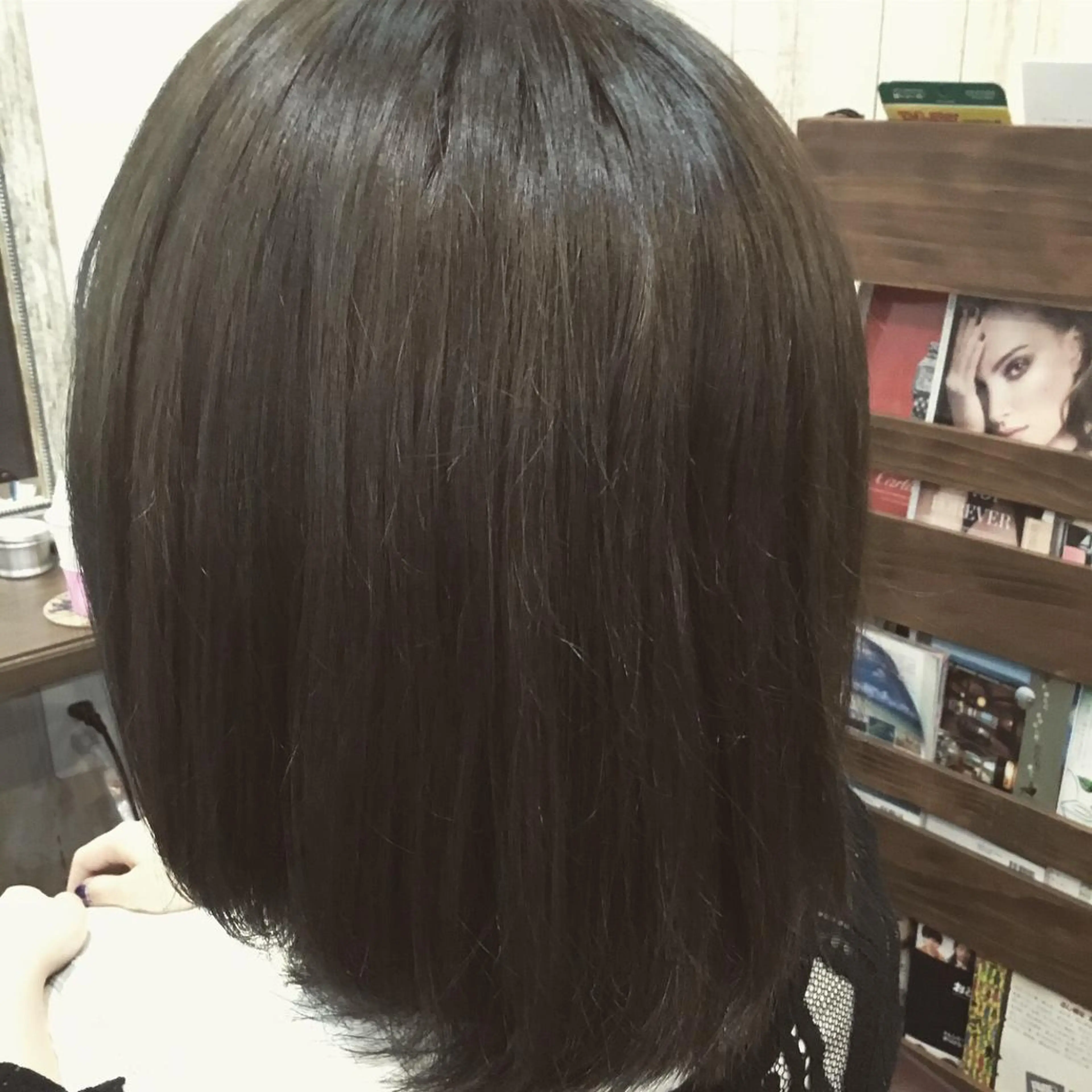 ミディアム カラー 金崎 新吾のヘアスタイル