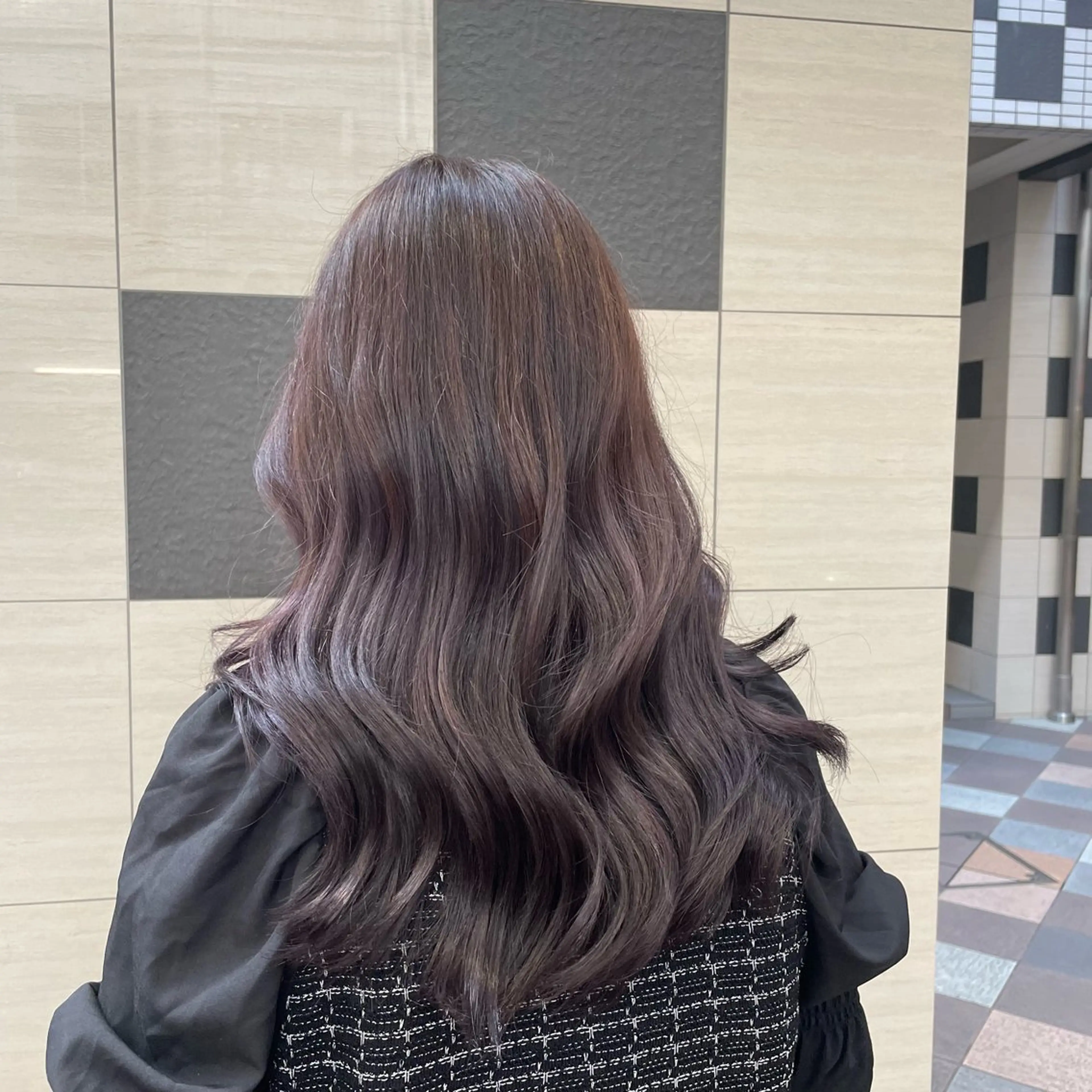 ロング NUUK所属・たけうち みずきのヘアスタイル