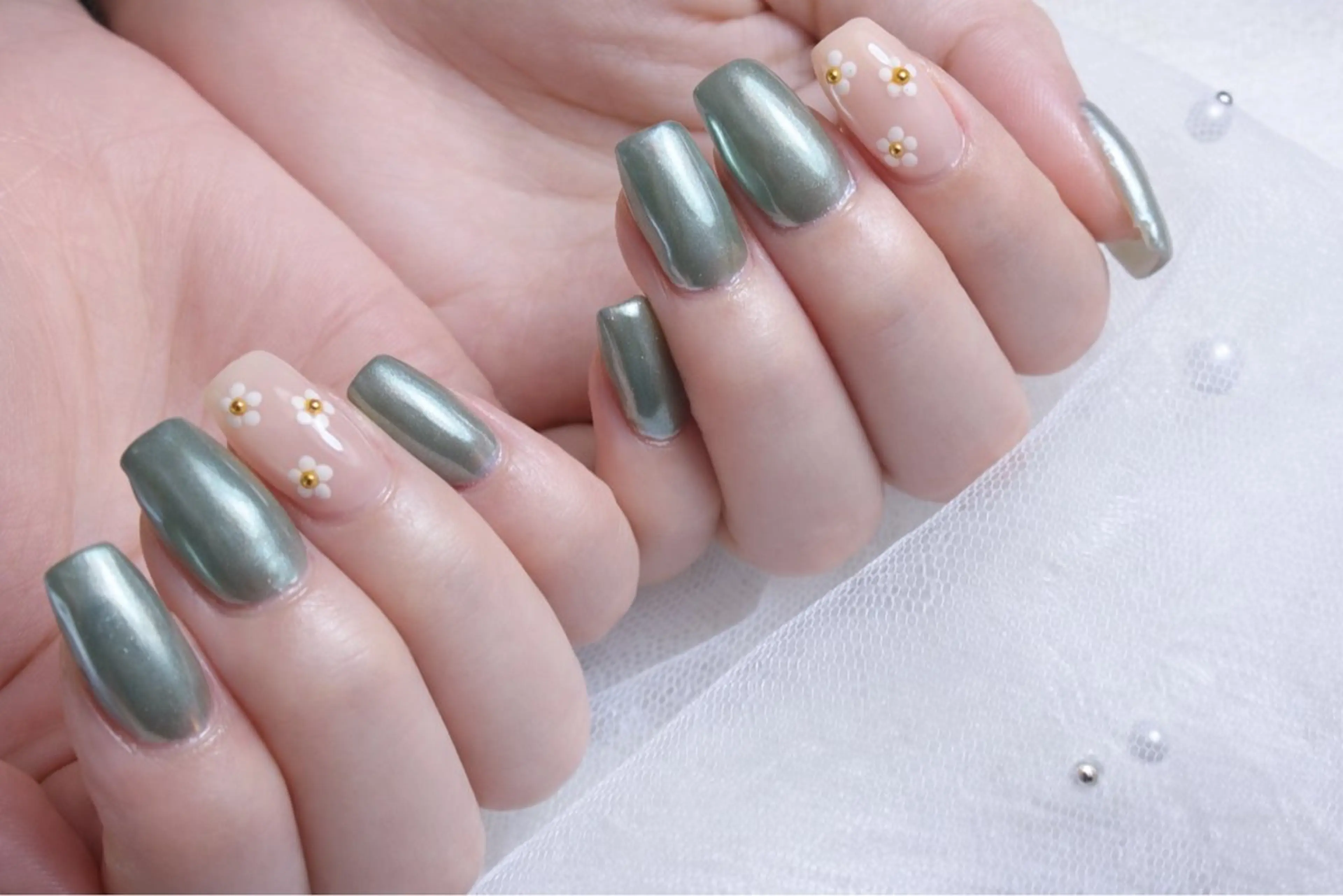 ネイル ハンドネイル salon Hush Hushのネイルデザイン