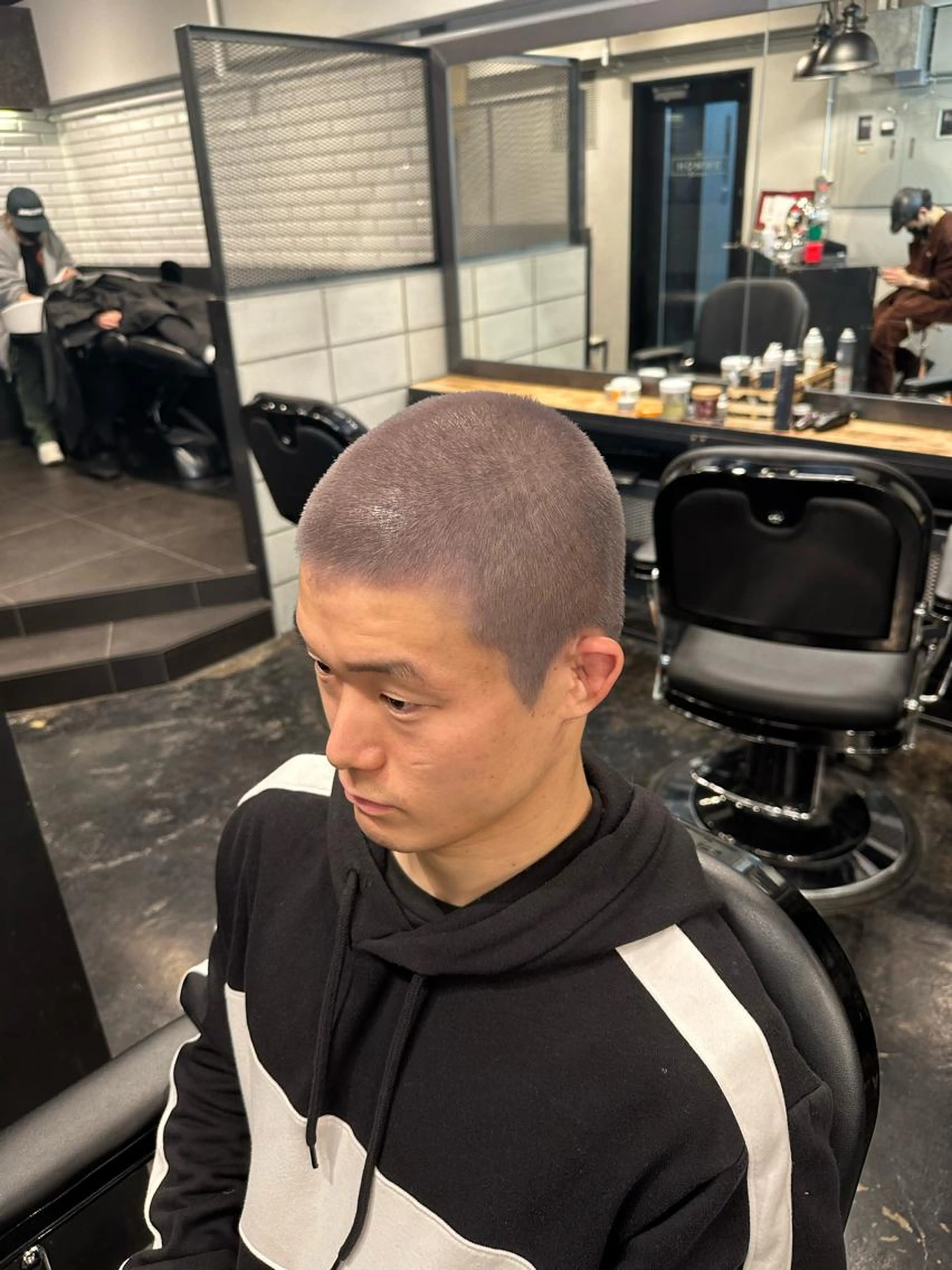 🔥メンズカット＋ダブルカラー＋補修トリートメント🔥の写真