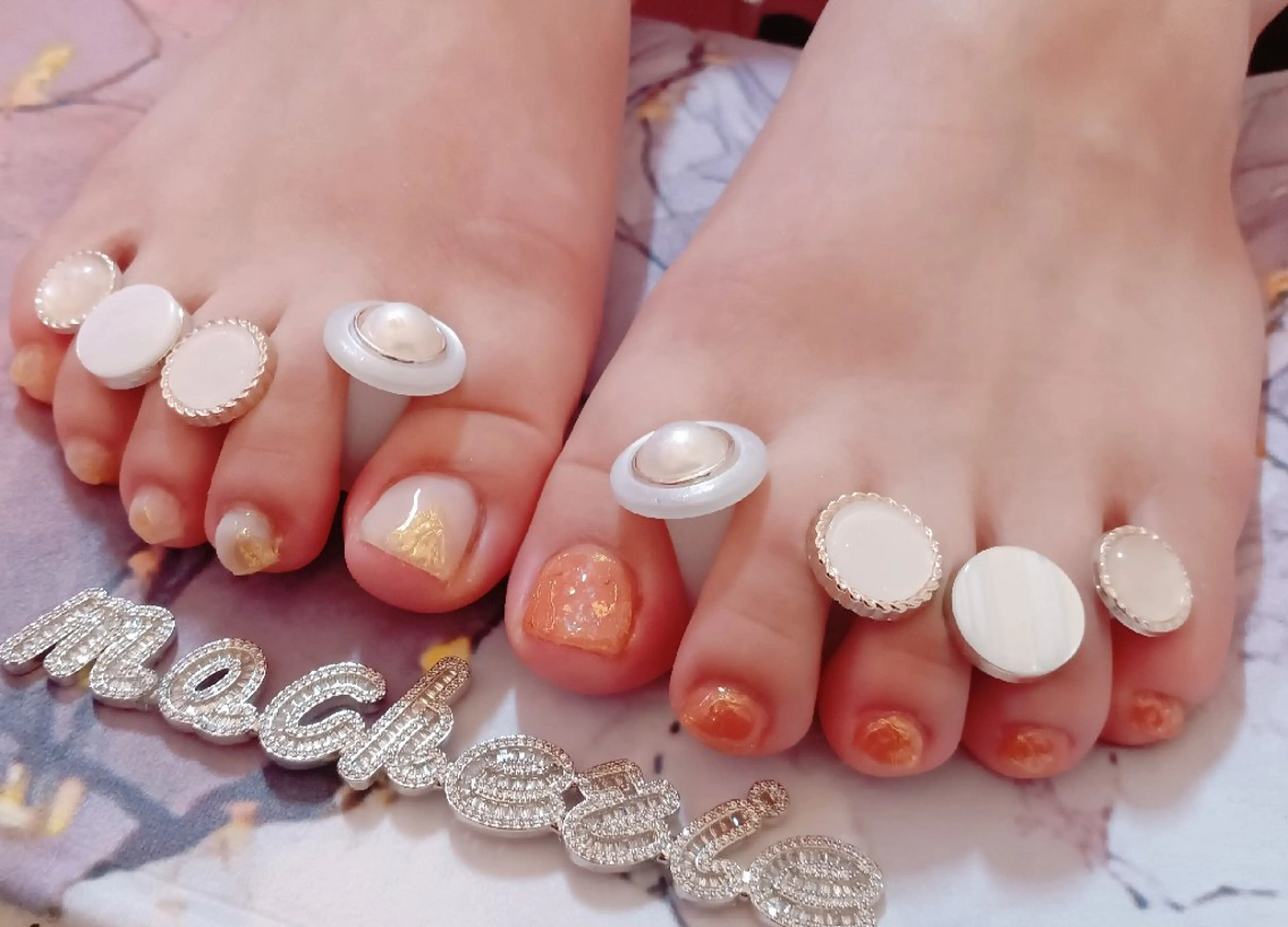 ネイル フットネイル ニュアンスネイル オレンジ ハンドネイル Nail Salon macherieのネイルデザイン