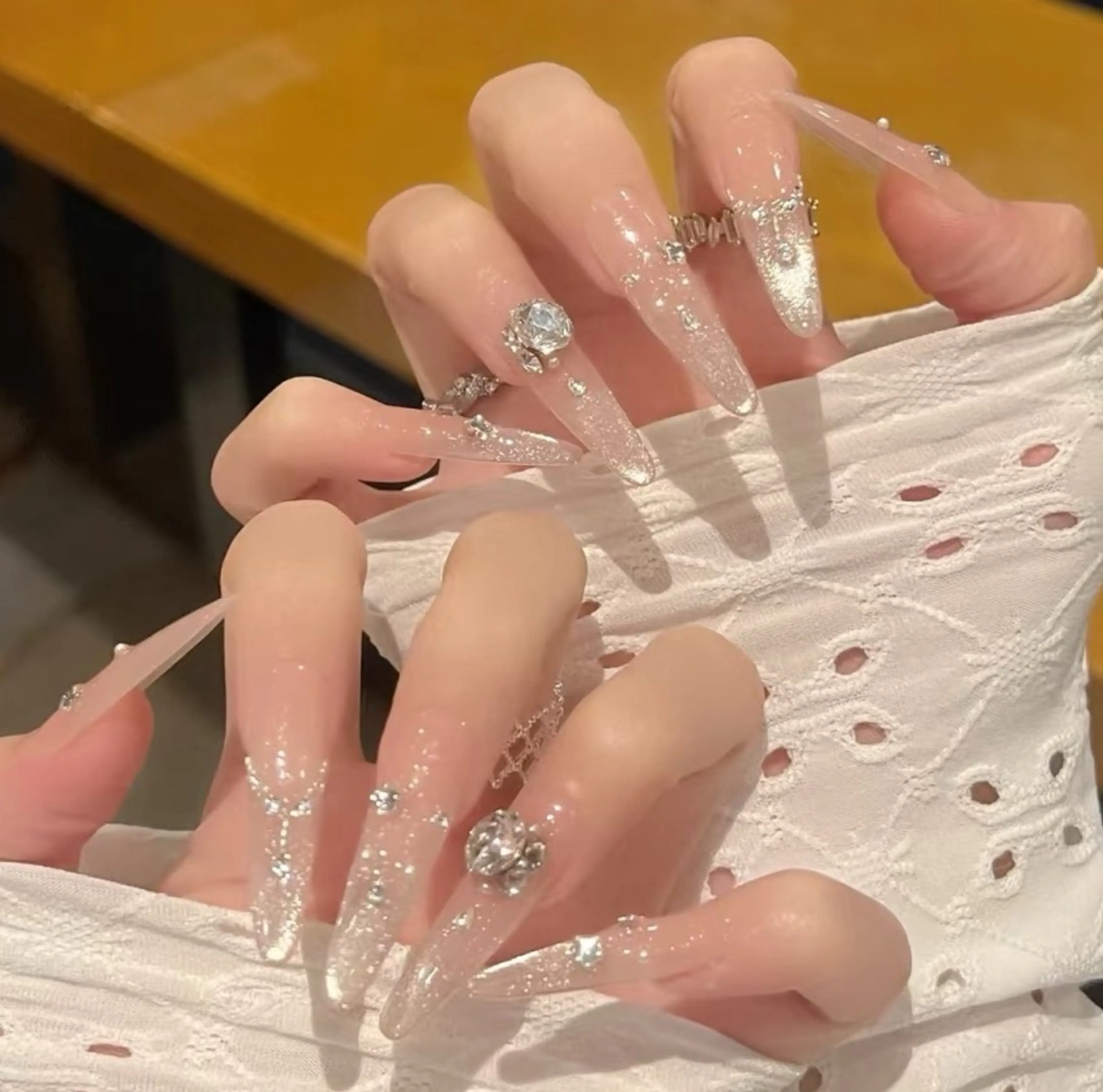 ネイル Miu Miu 🎀 長さだし專門のネイルデザイン