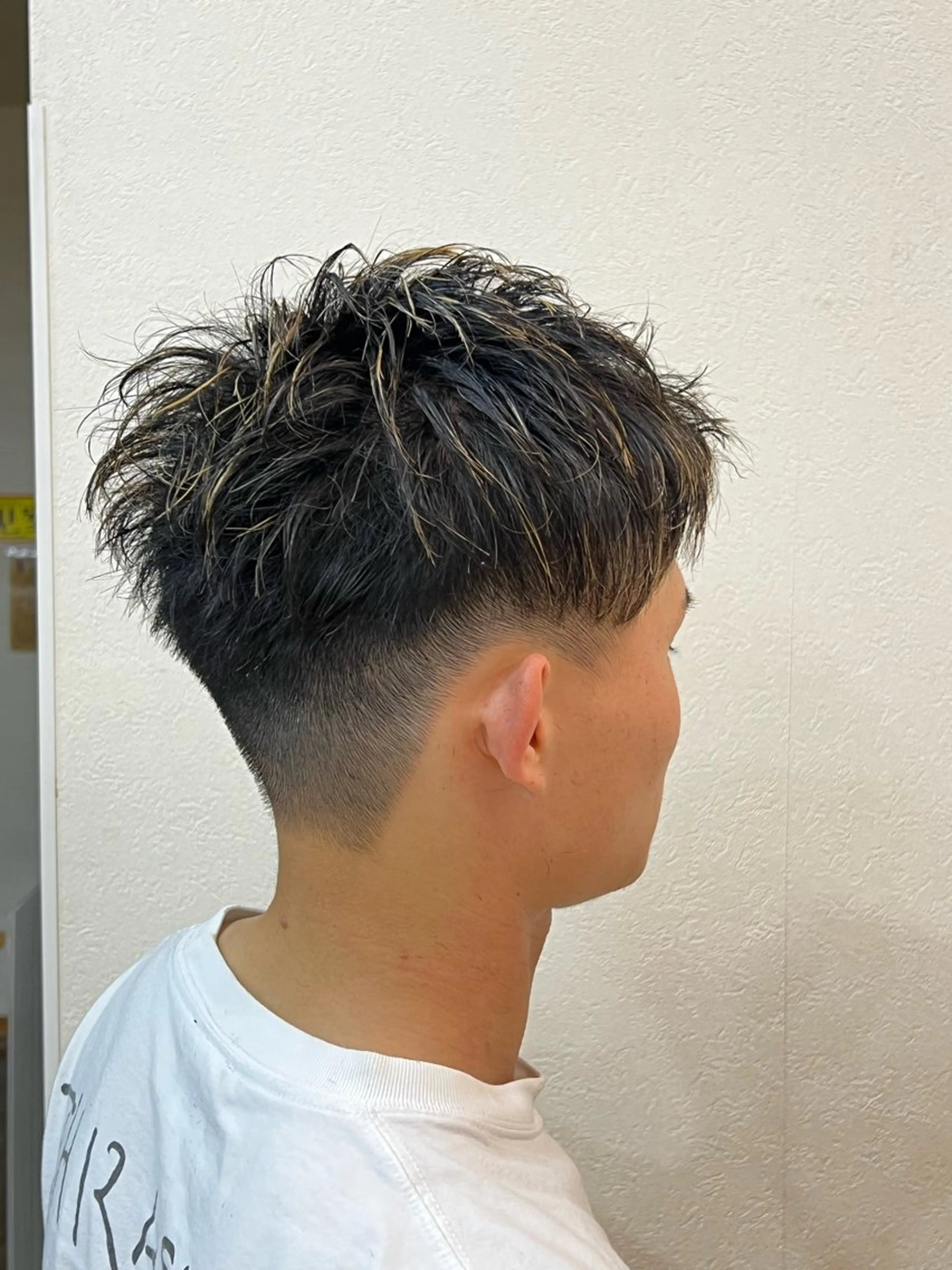 ショート メンズ 刈り上げ レイヤーカット 美容室レーブ所属・石脇 陵貴のヘアスタイル