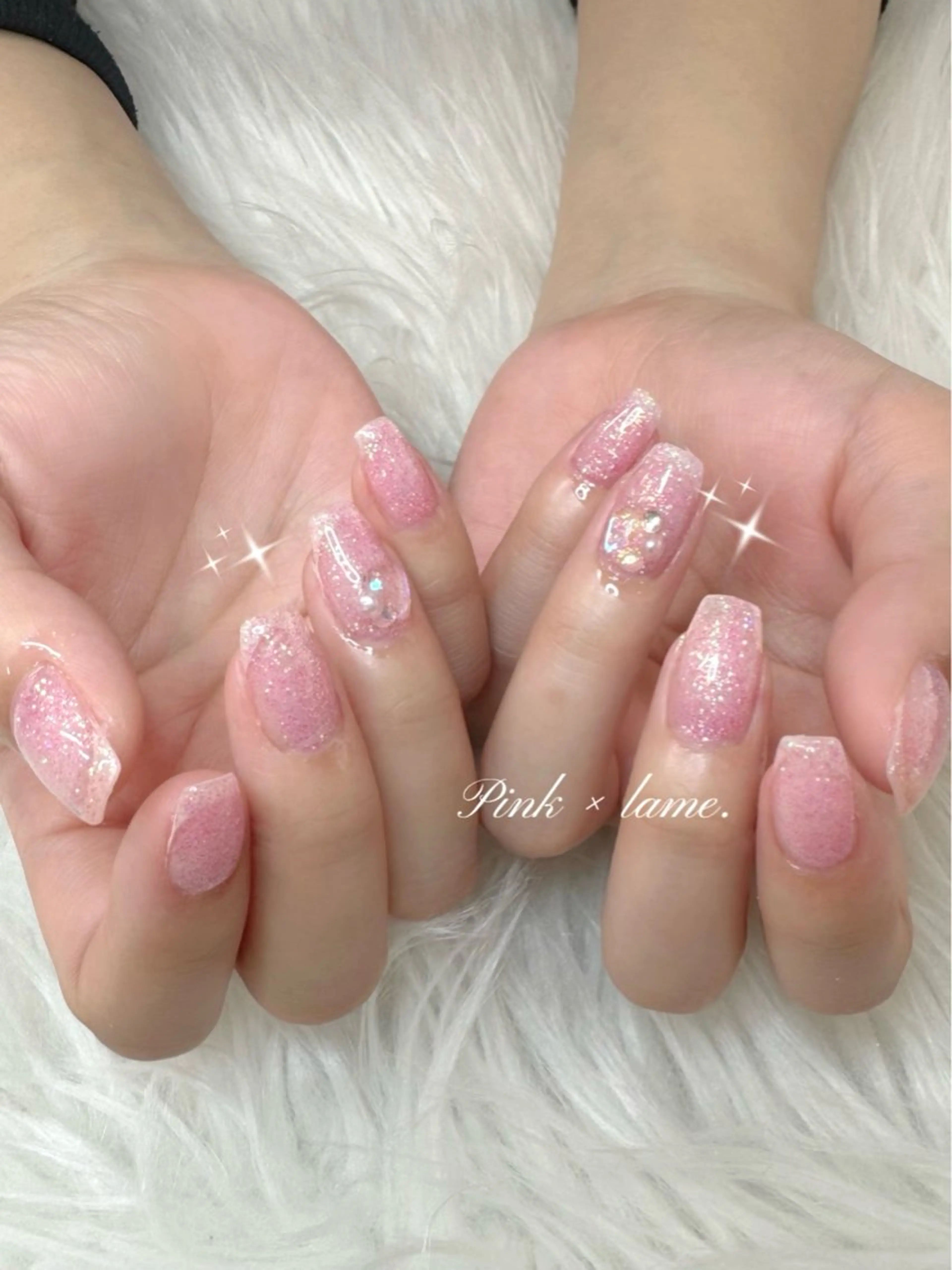 ネイル ワンカラーネイル ハンドネイル UnFLAIR 麻布十番店🧸NAOのネイルデザイン