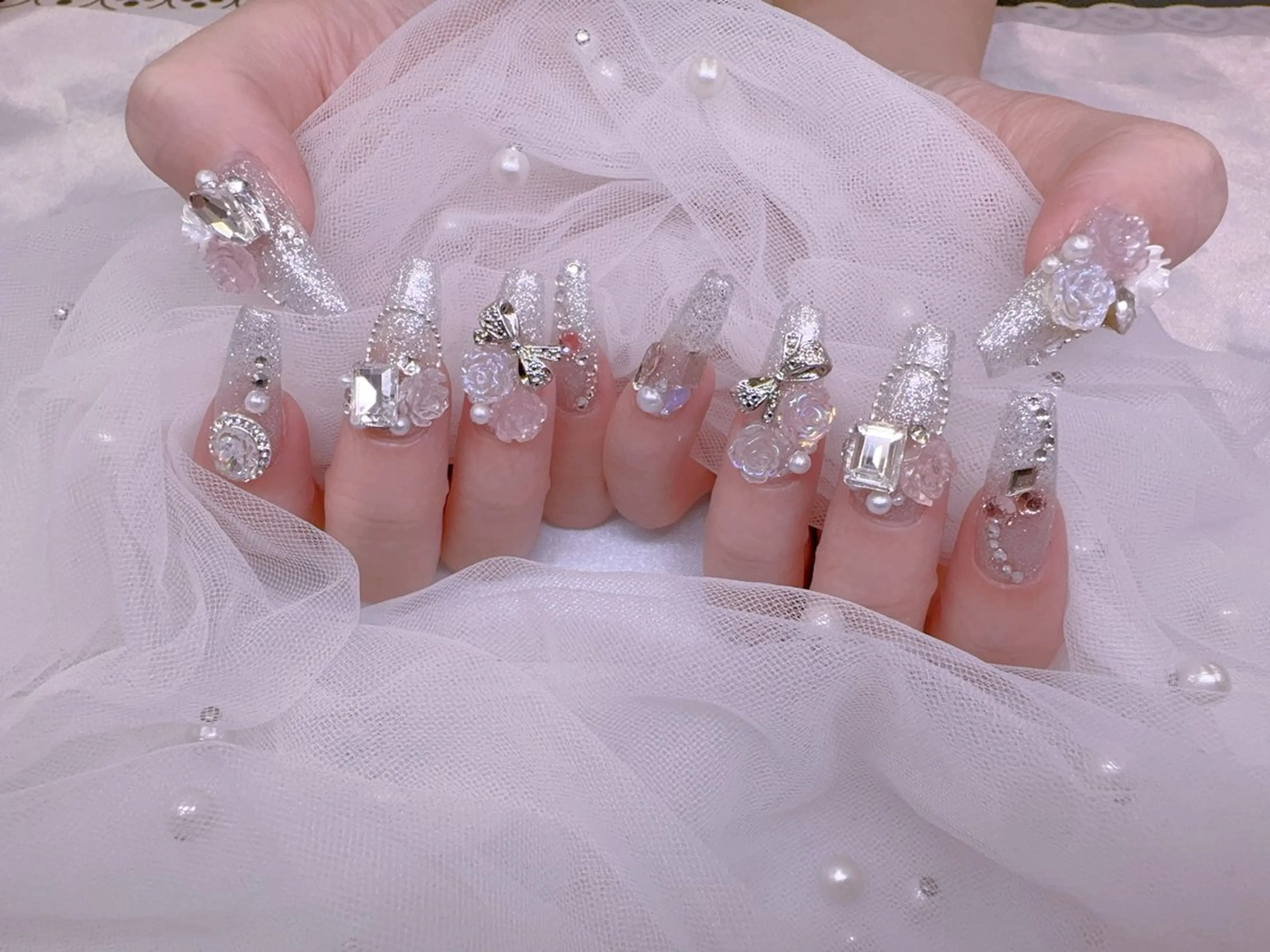 ネイル UMI ネイルサロン新宿🎀のネイルデザイン