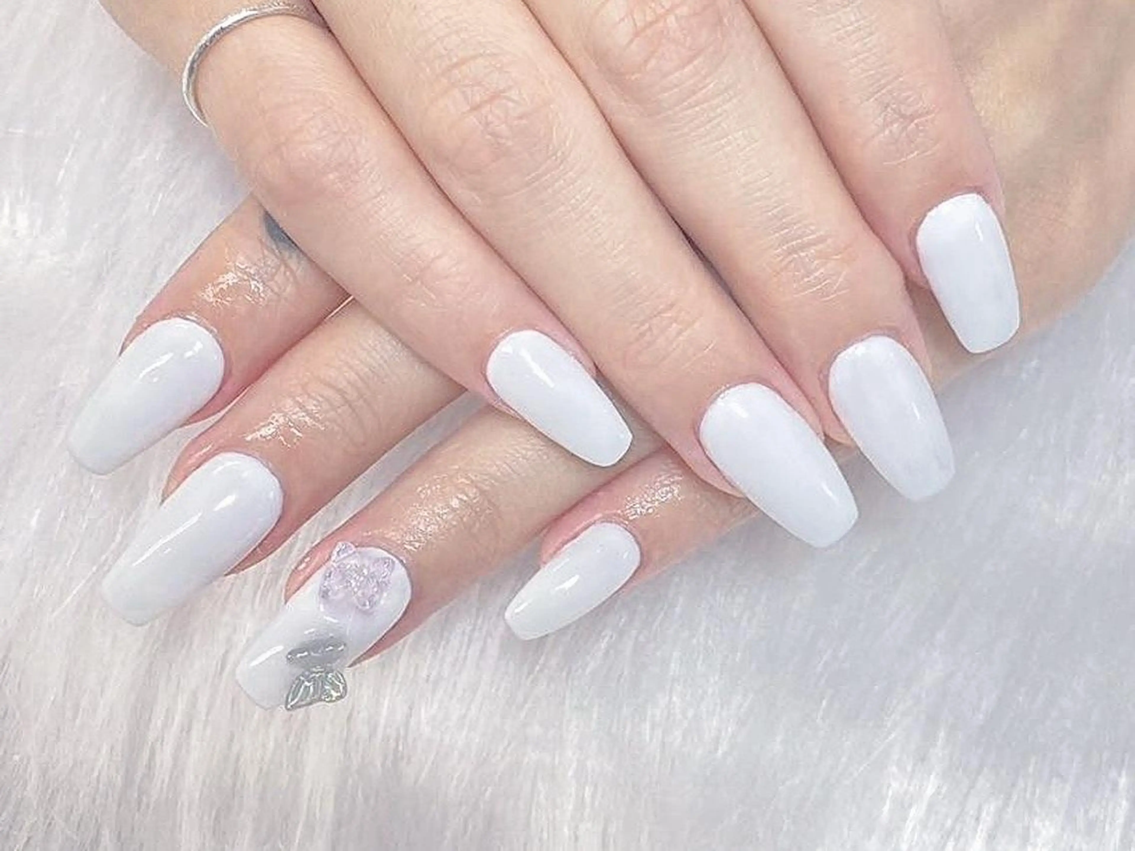 ネイル ワンカラーネイル Nail Monsterのネイルデザイン