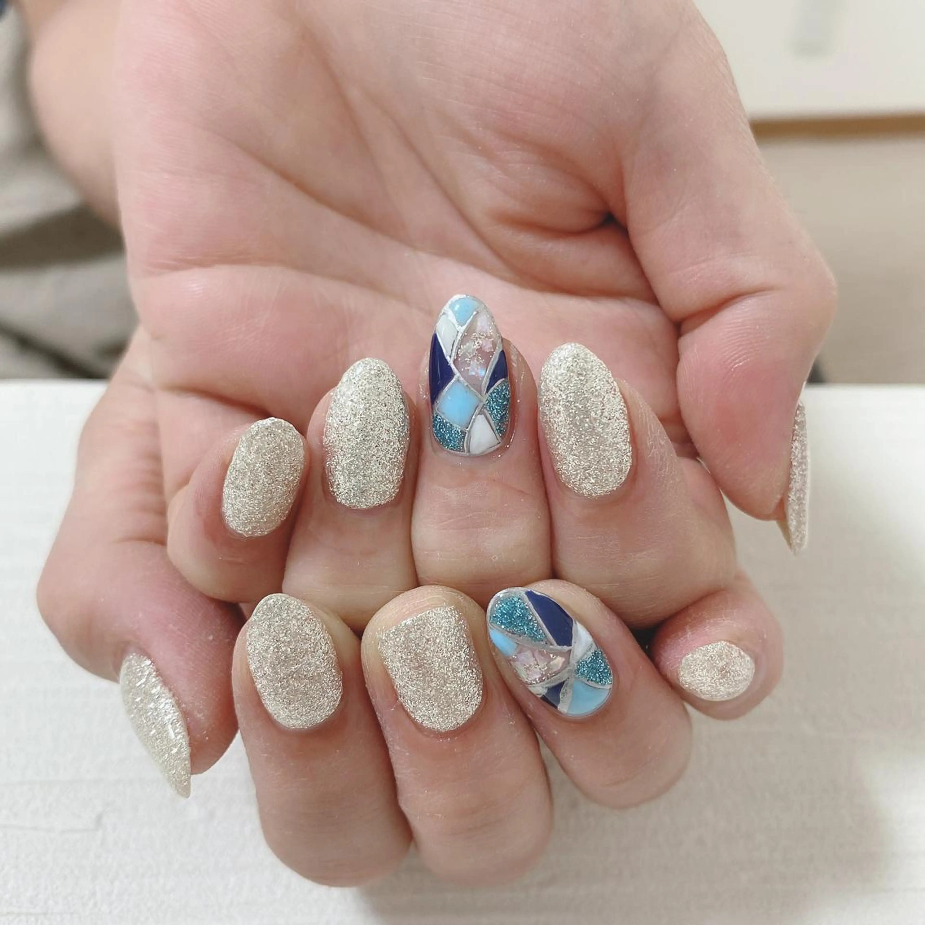 ネイル レ ティリンのネイルデザイン