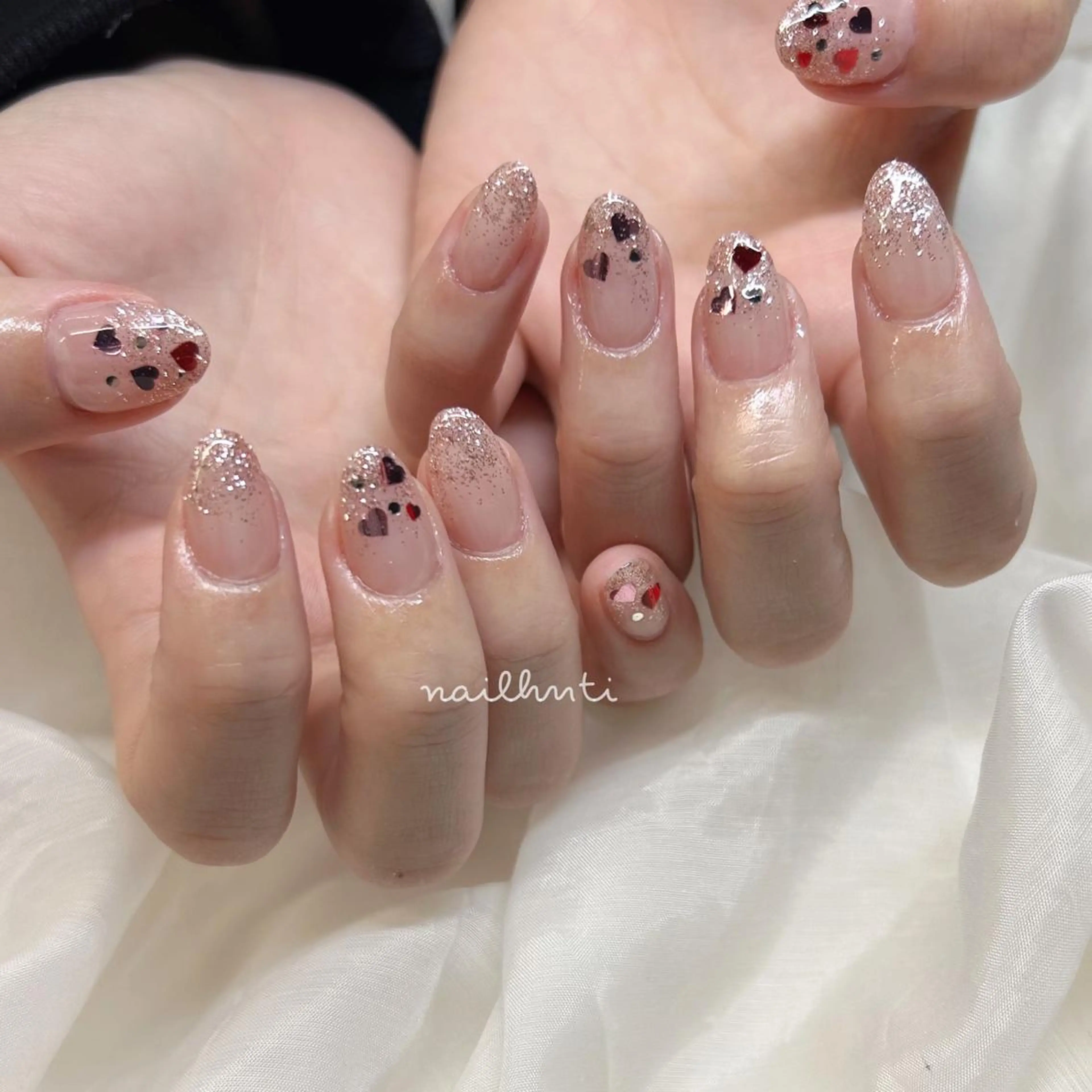 ネイル ハート ラメ(グリッター) ラメグラデーション EMANON心斎橋店所属・大阪心斎橋ネイル/ hinataのネイルデザイン