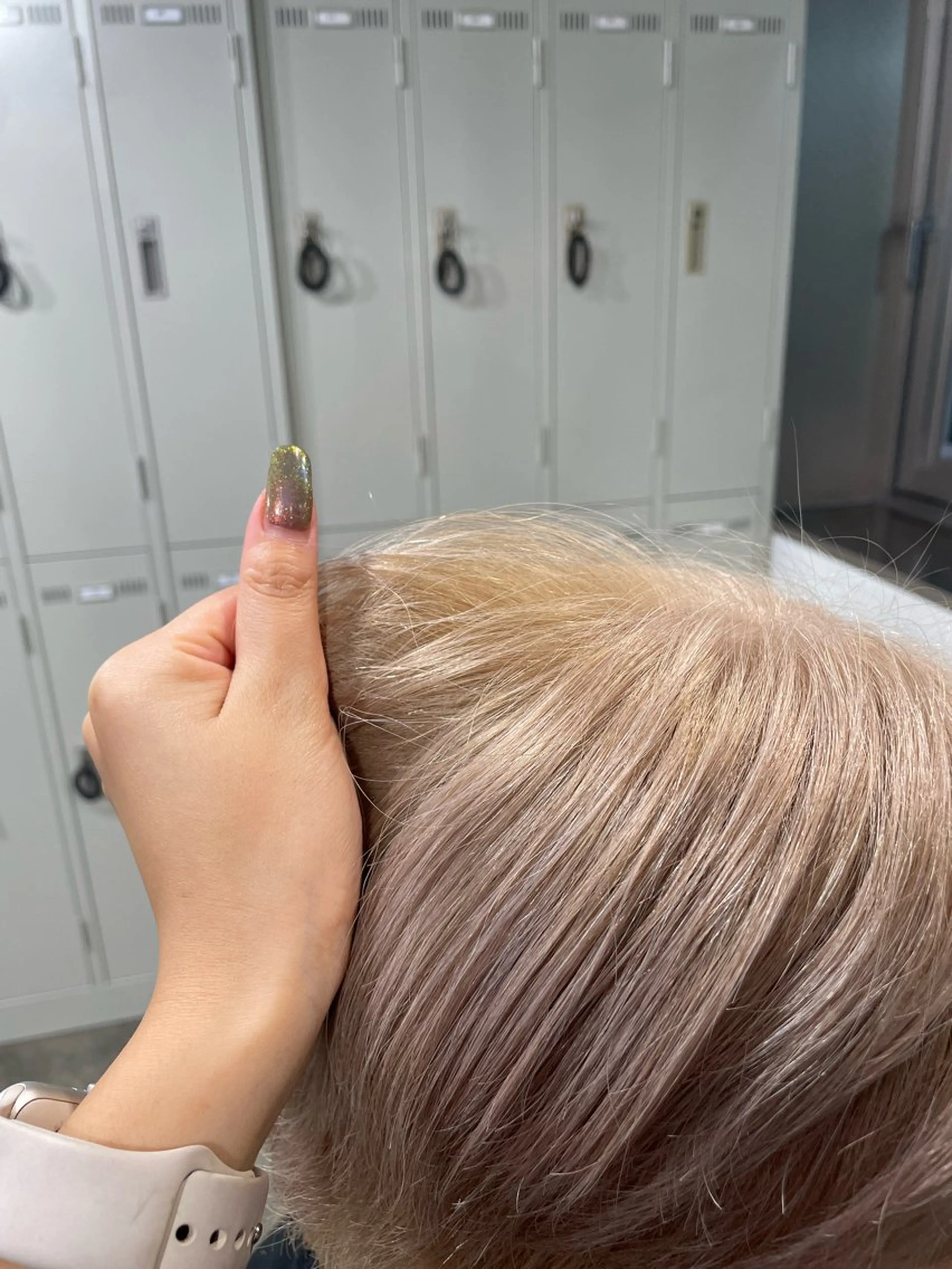 ショート カラー ヘアカラー ハイトーン 横浜💞ミオのヘアスタイル