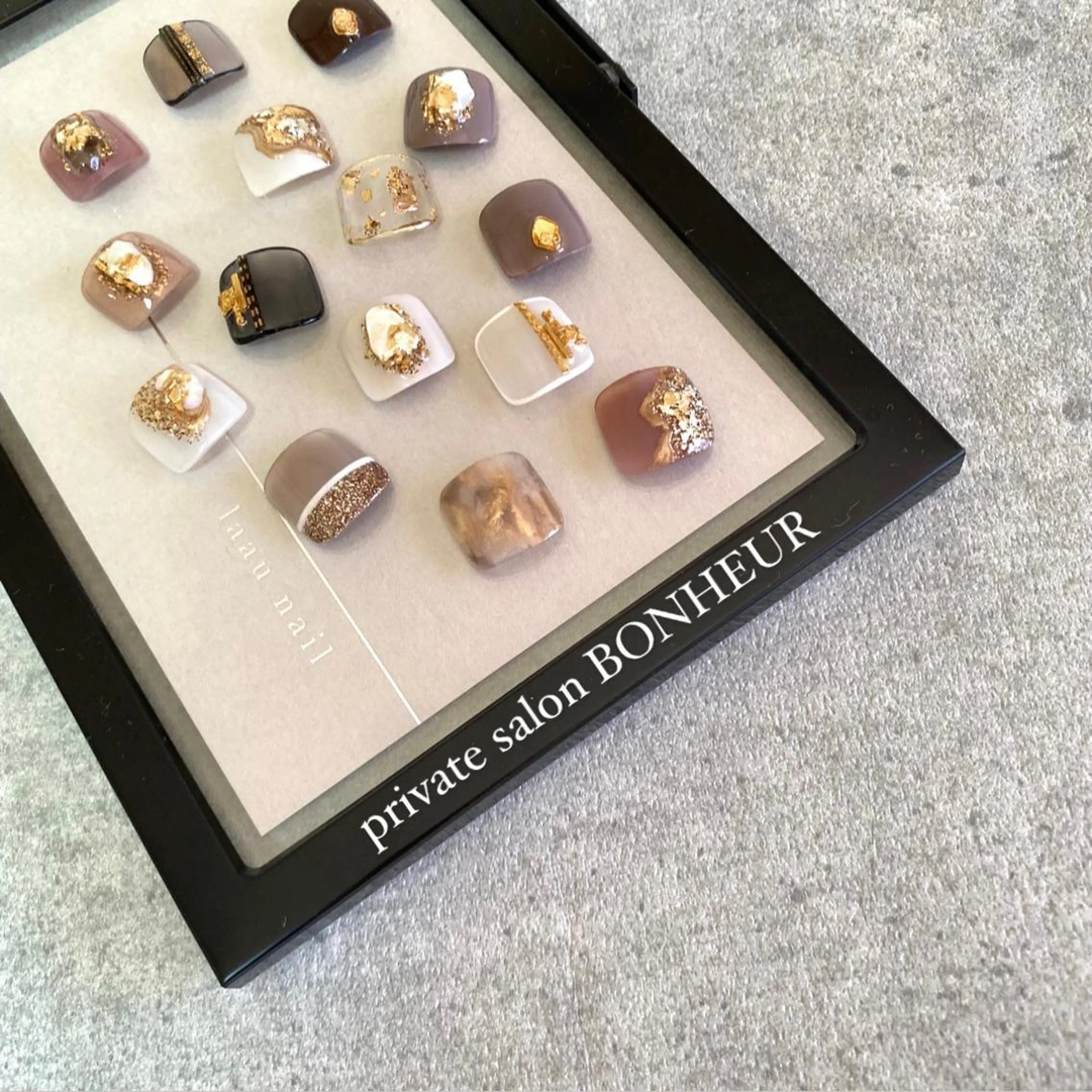 ネイル フットネイル BONHEUR Annaのネイルデザイン