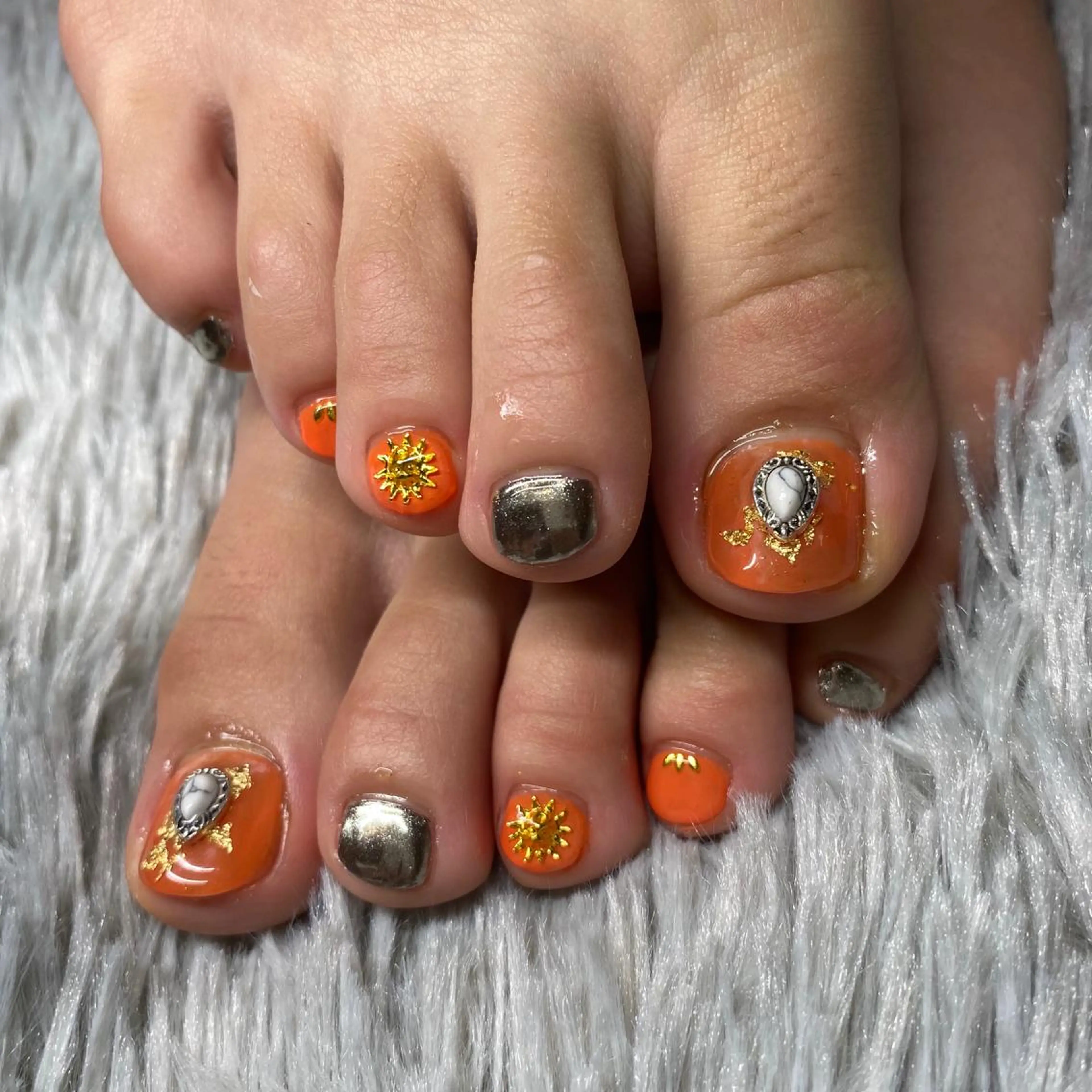 ネイル フットネイル sarina nailのネイルデザイン