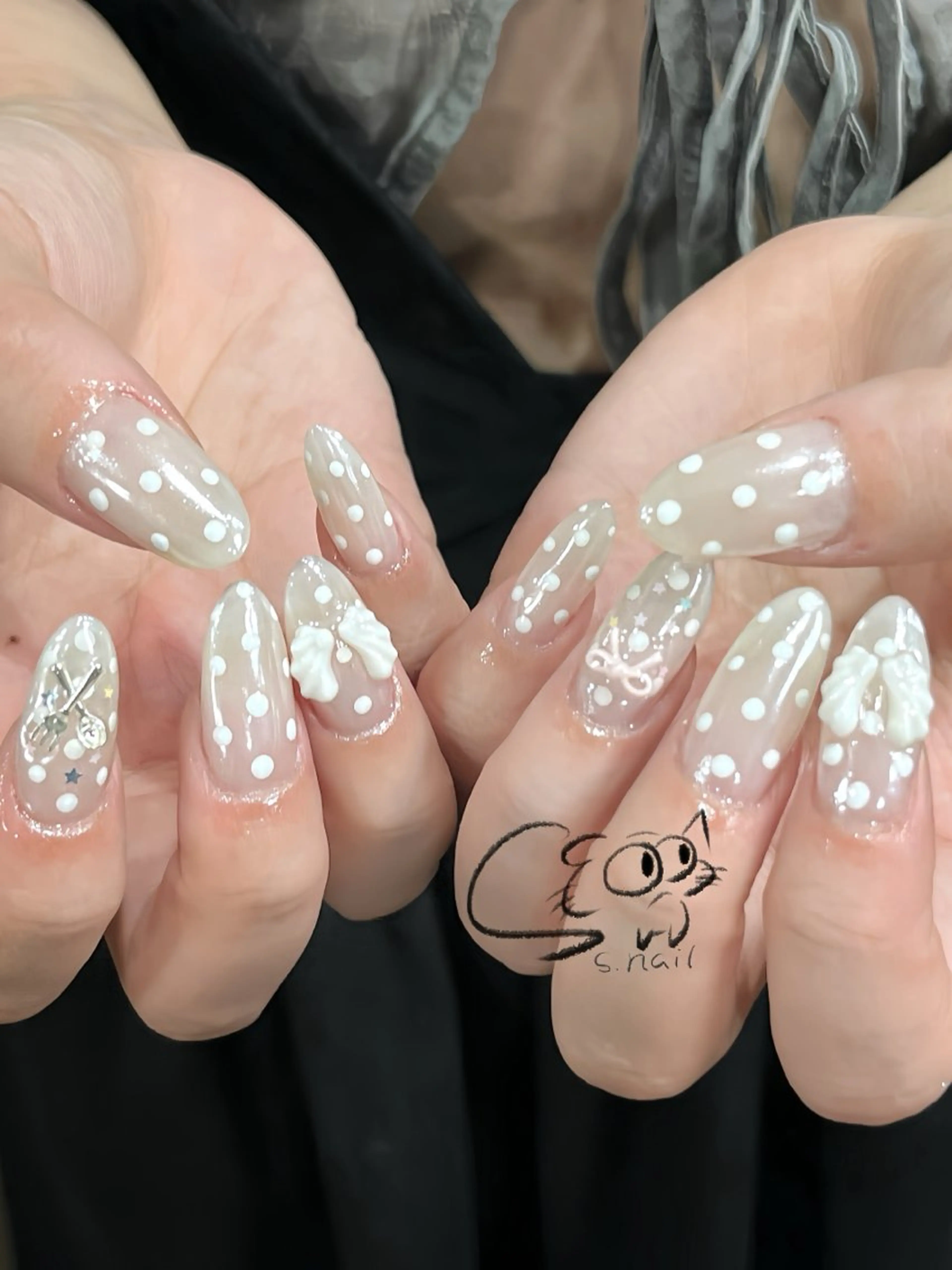 ネイル チークネイル フレンチネイル グラデーション マグネットネイル ワンカラーネイル ハンドネイル S.nail所属・S.nail _のネイルデザイン