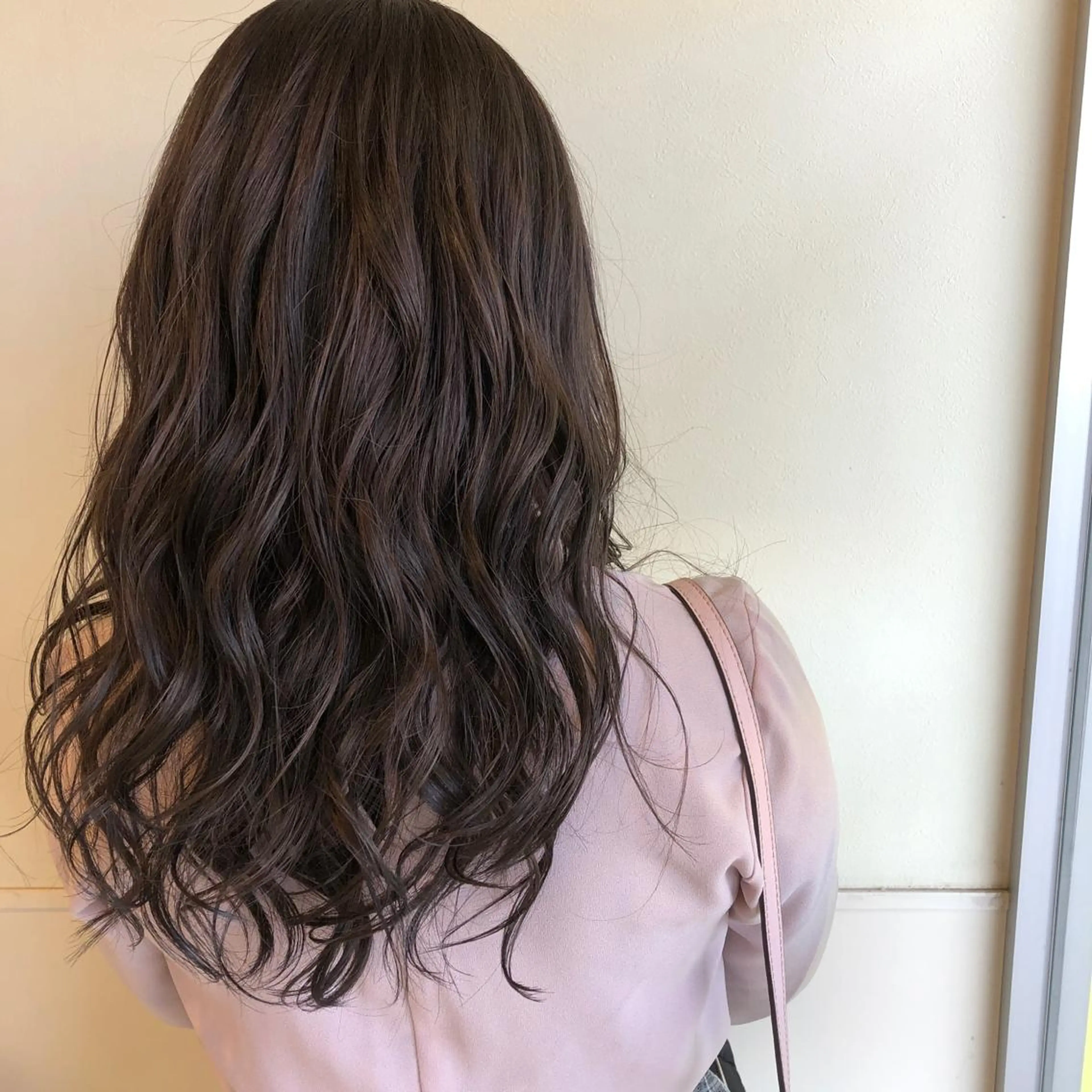 セミロング カラー 日置 大智のヘアスタイル