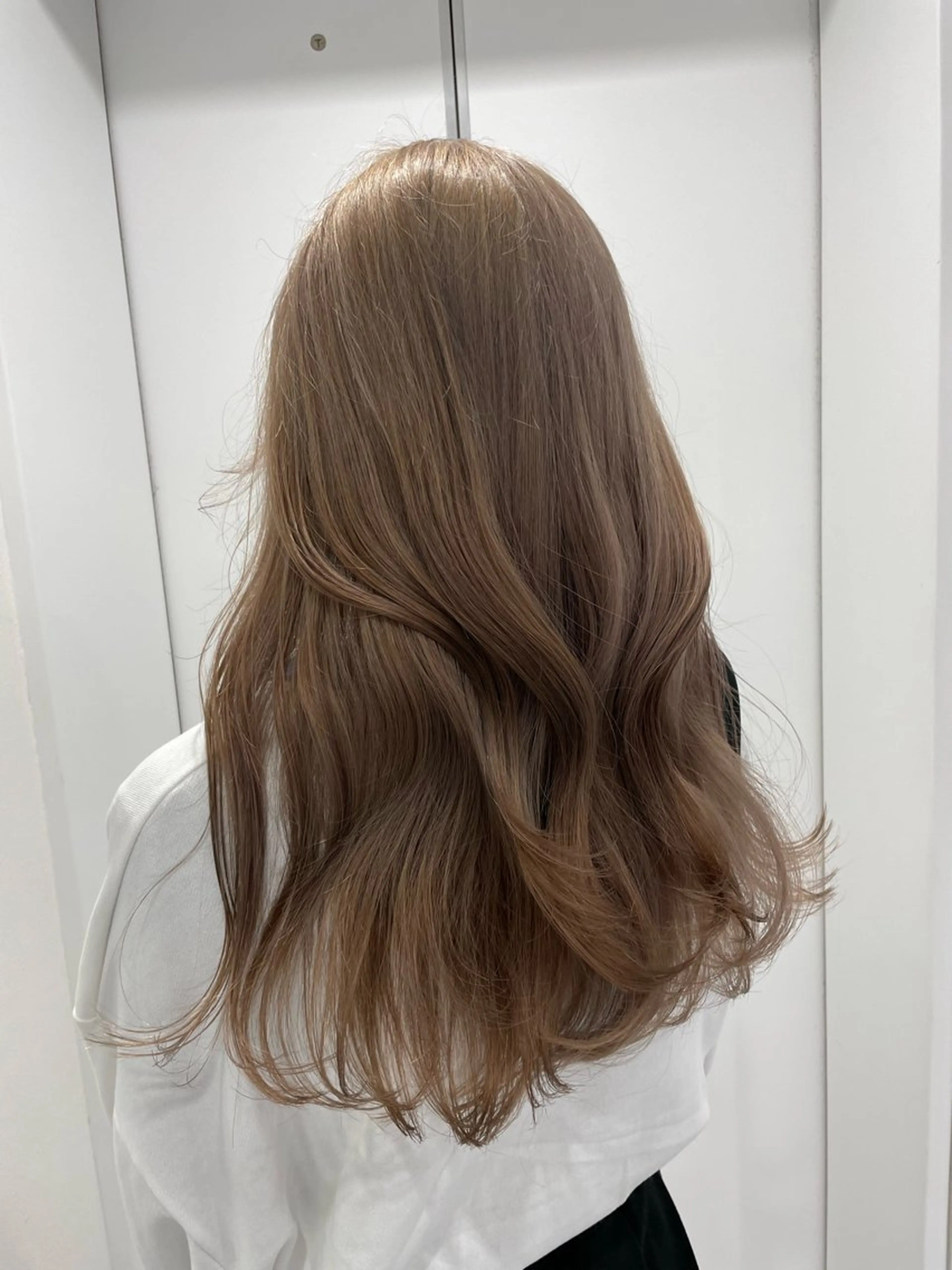 ロング 💍大人デザイン /ハイトーン♡リクトのヘアスタイル