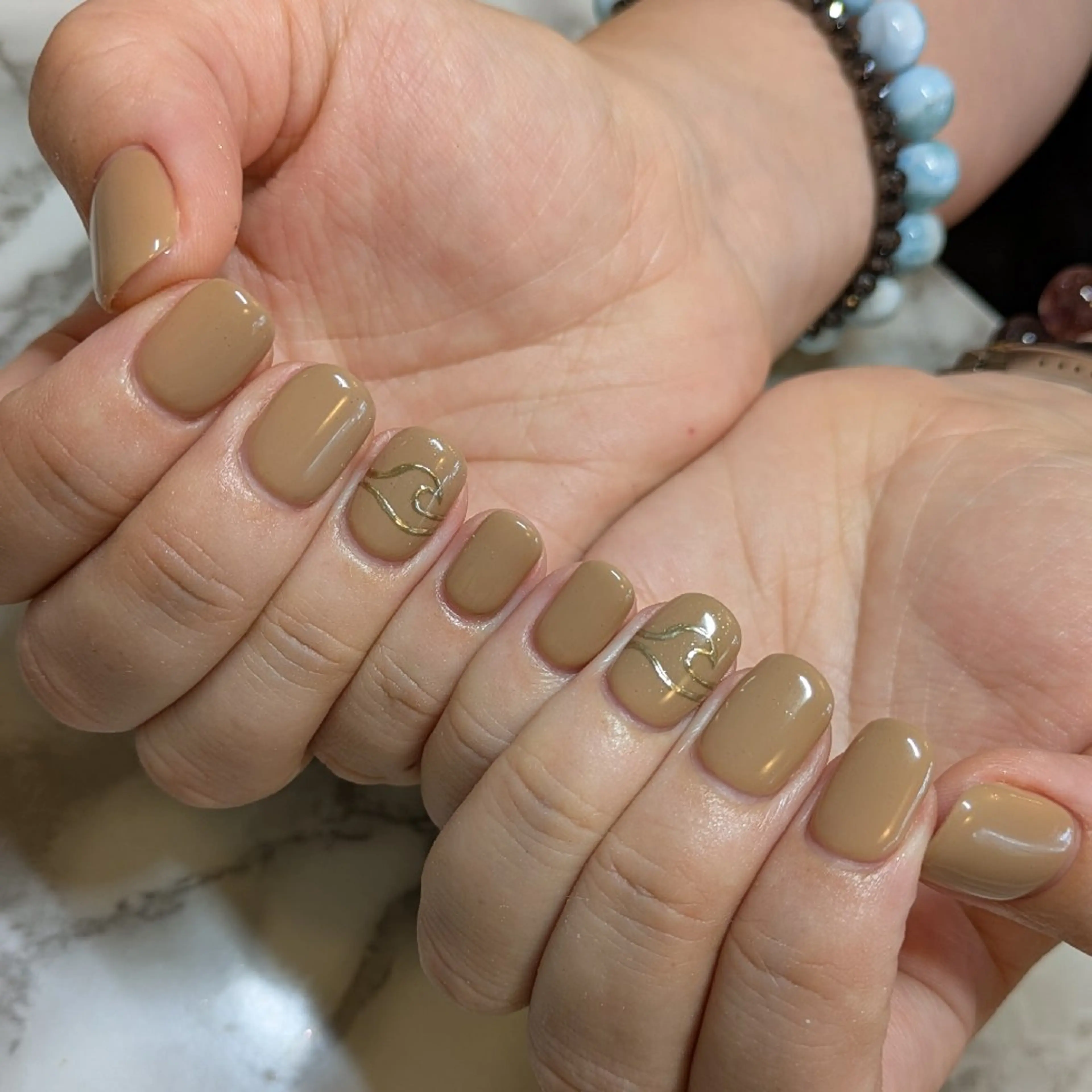 ネイル ジェヌインネイル 河内のネイルデザイン