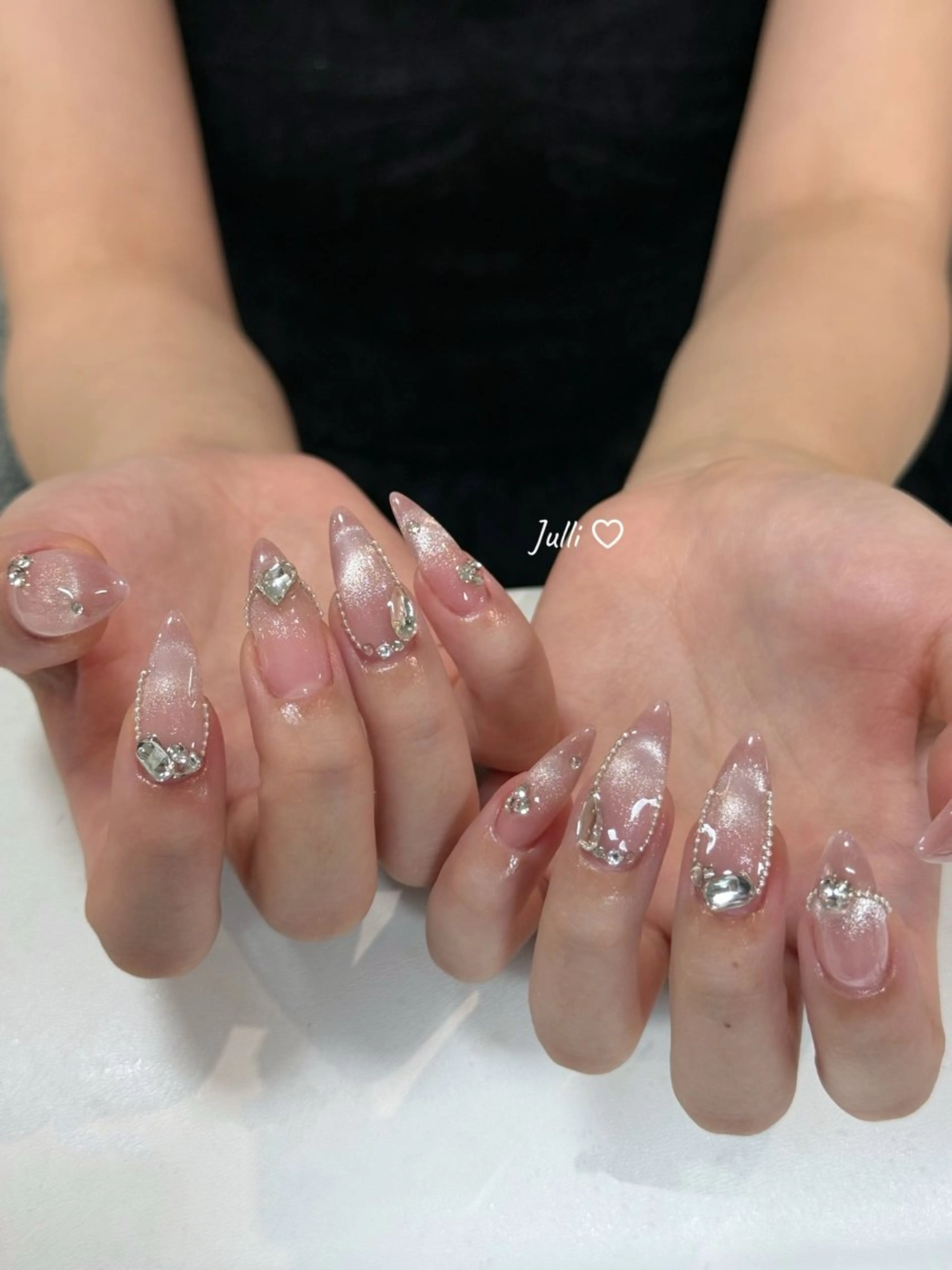 ネイル フレンチネイル ジェルネイル キラキラネイル 韓国ネイル レース Julli NailStudioのネイルデザイン