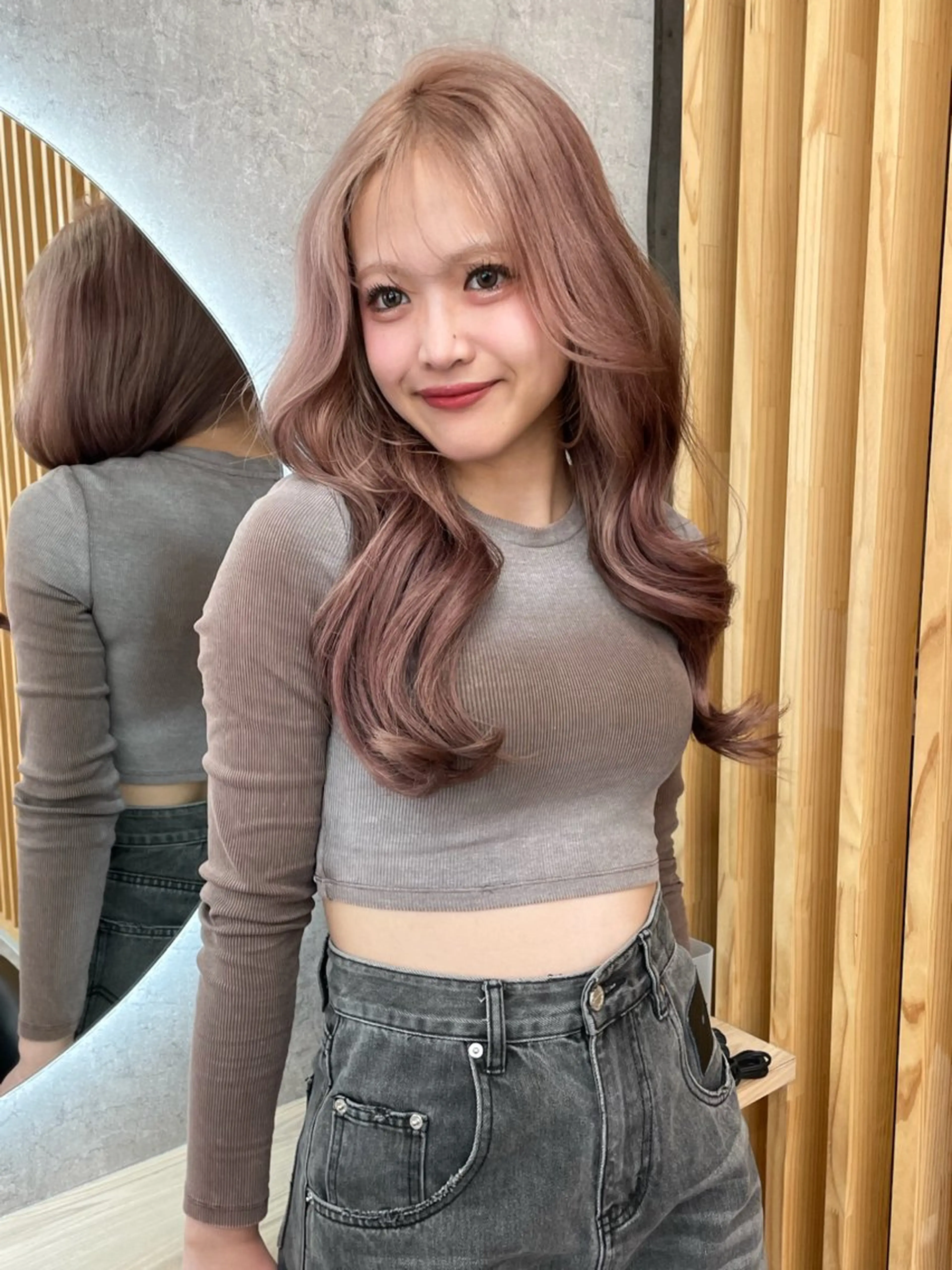 ロング 顔周りカット ブリーチ/ベージュ 💕/momoaのヘアスタイル