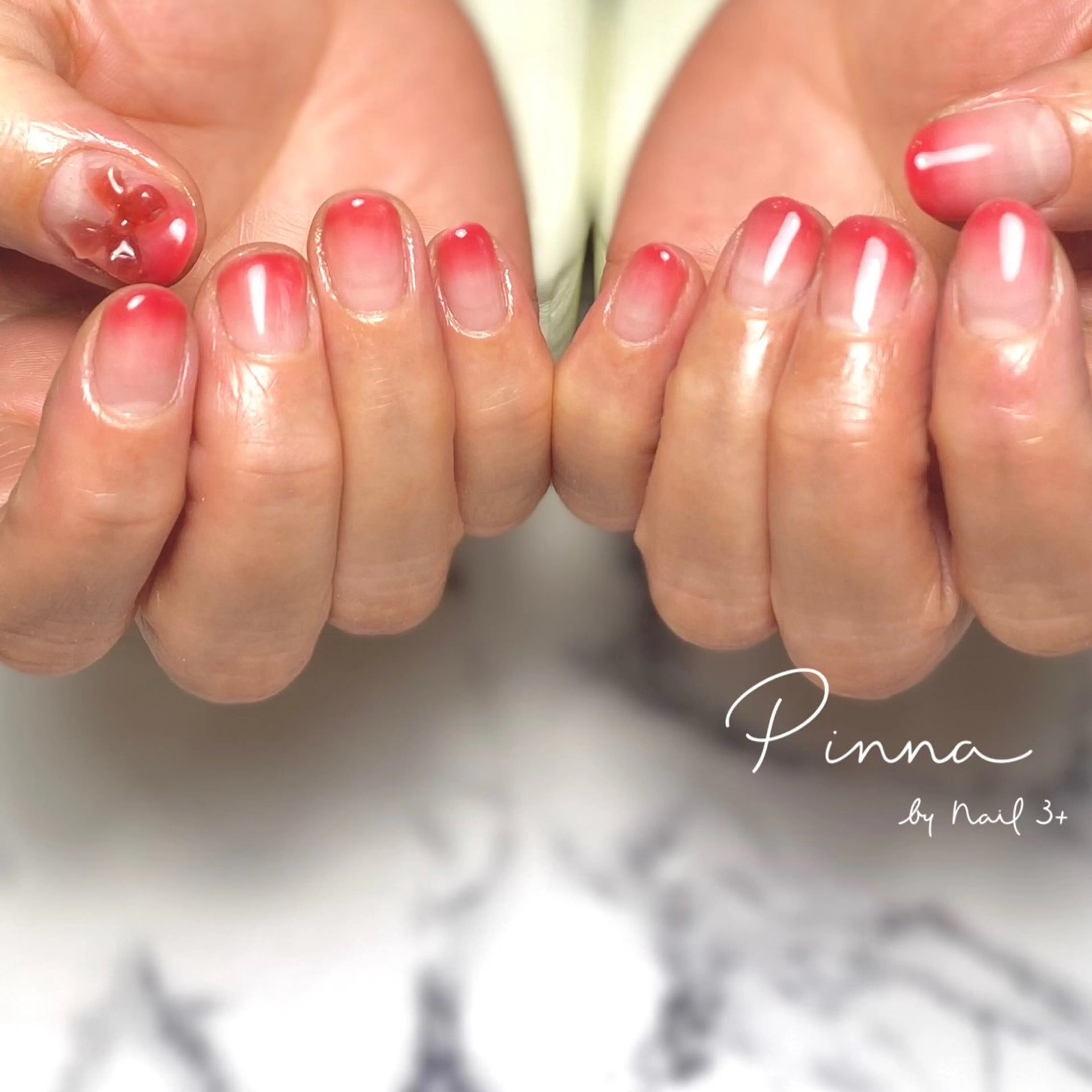 ネイル グラデーション Pinna by nail3+所属・Mayu 🌷🦋のネイルデザイン