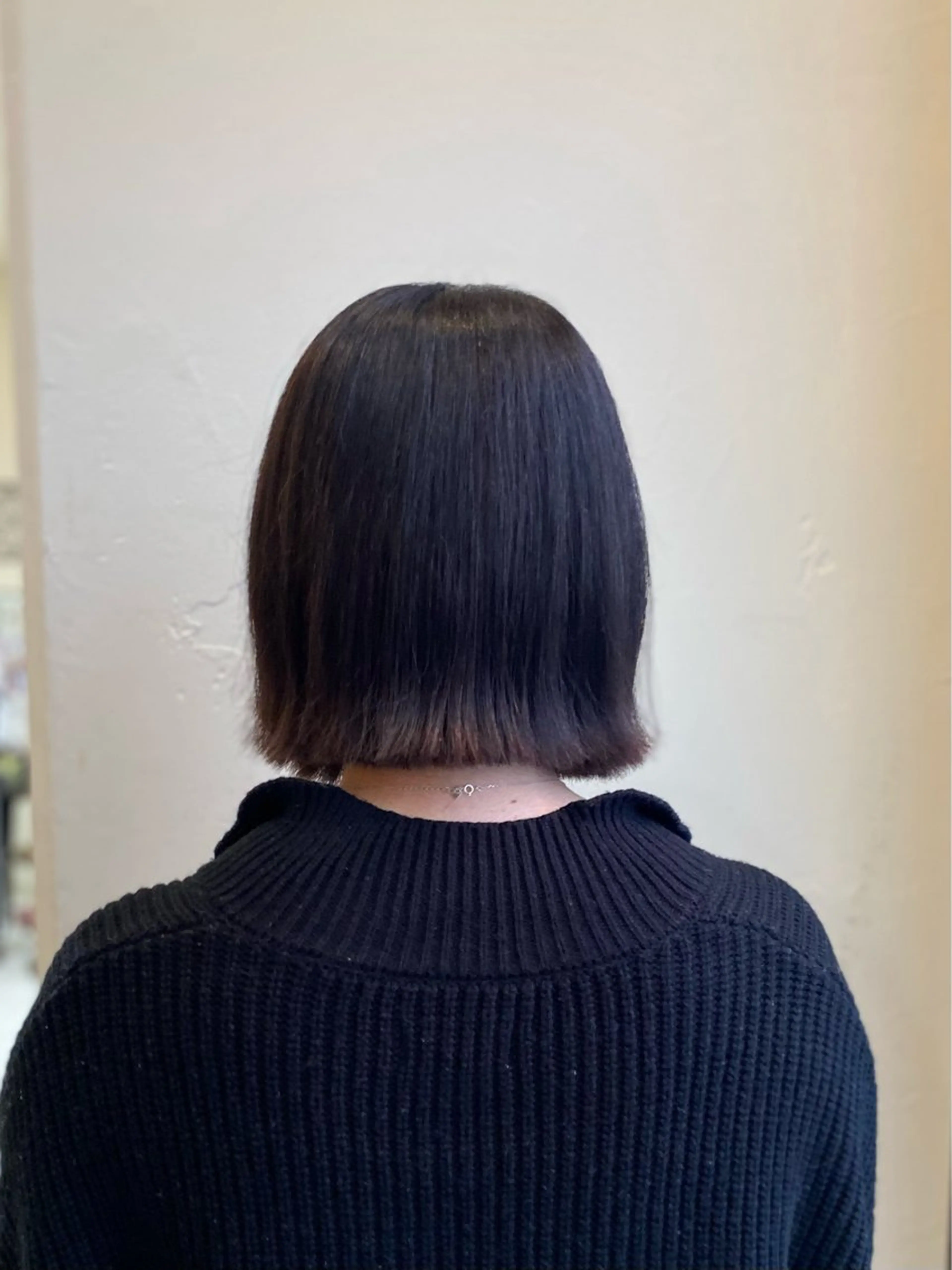 ミディアム ボブ 外ハネヘア カット トリートメント 横手 亜紀のヘアスタイル