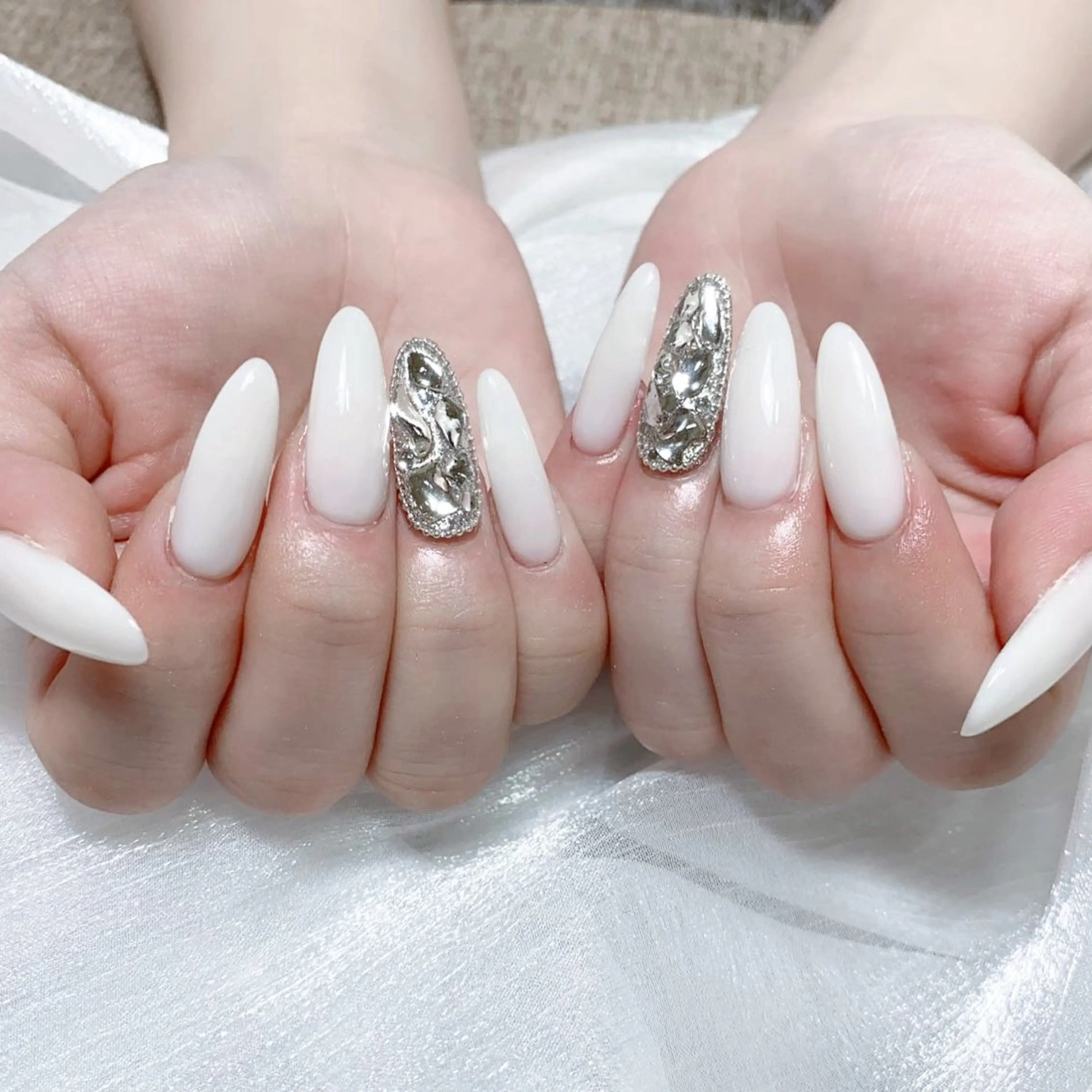 メンズ ネイル メンズ韓国風 アートネイル オーロラネイル ガーリー キラキラネイル ハンドネイル Nail salon 木にいるのネイルデザイン