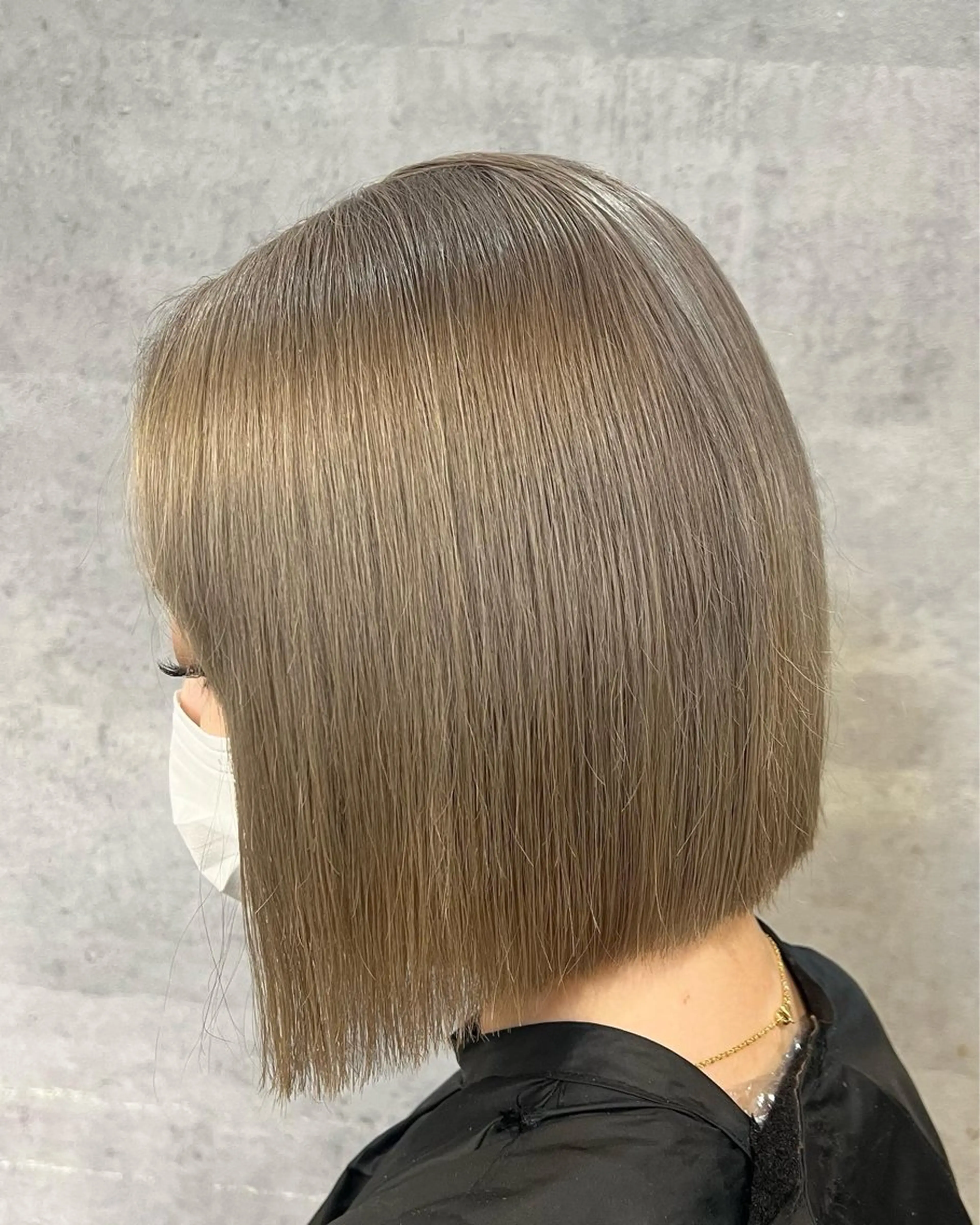 ショート カラー 前下がりボブ ボブ 難波/ハイトーン 🦋AOI🦋のヘアスタイル