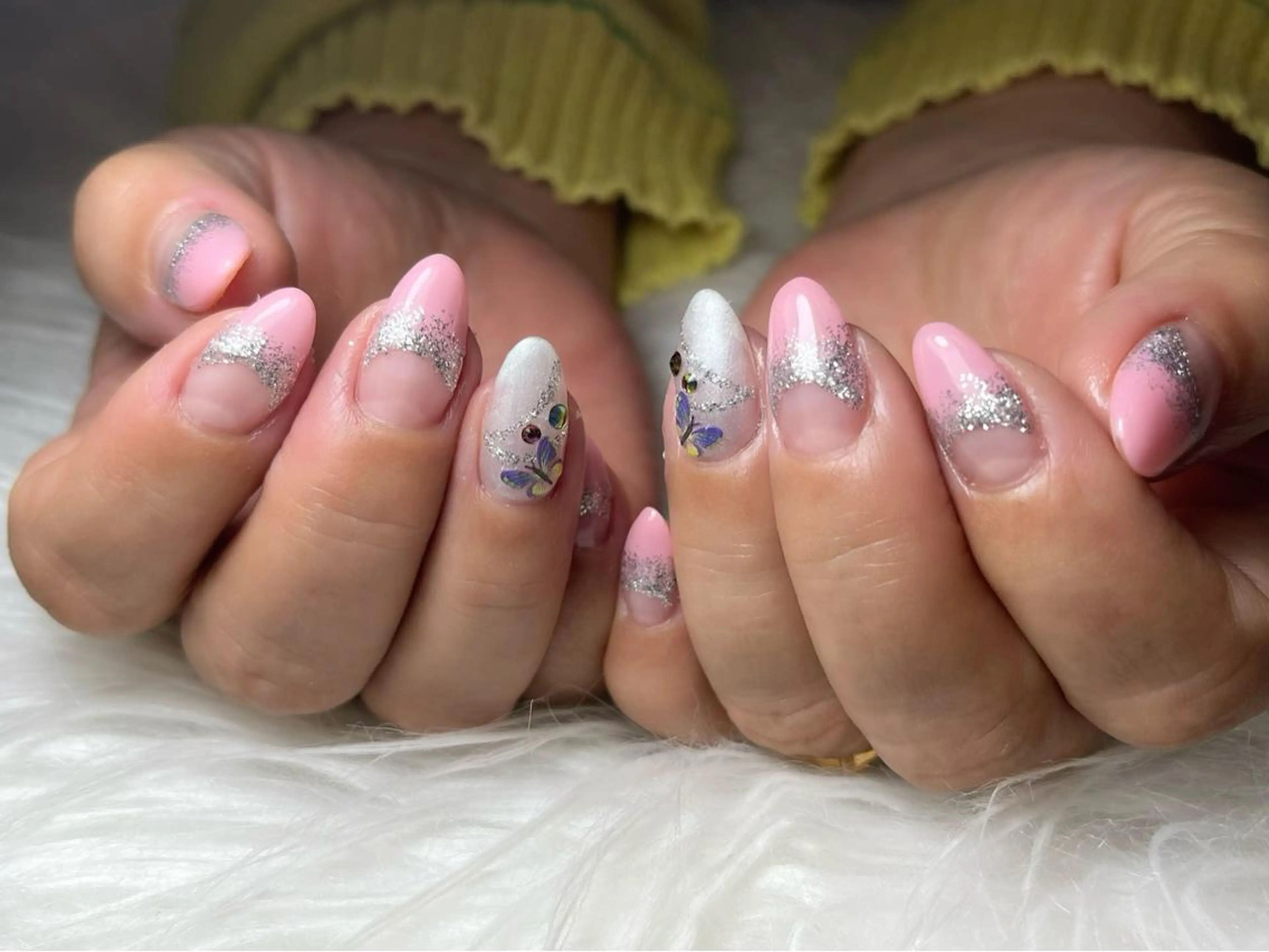ネイル フレンチネイル グラデーション ラメ(グリッター) ラメグラデーション Era nailのネイルデザイン