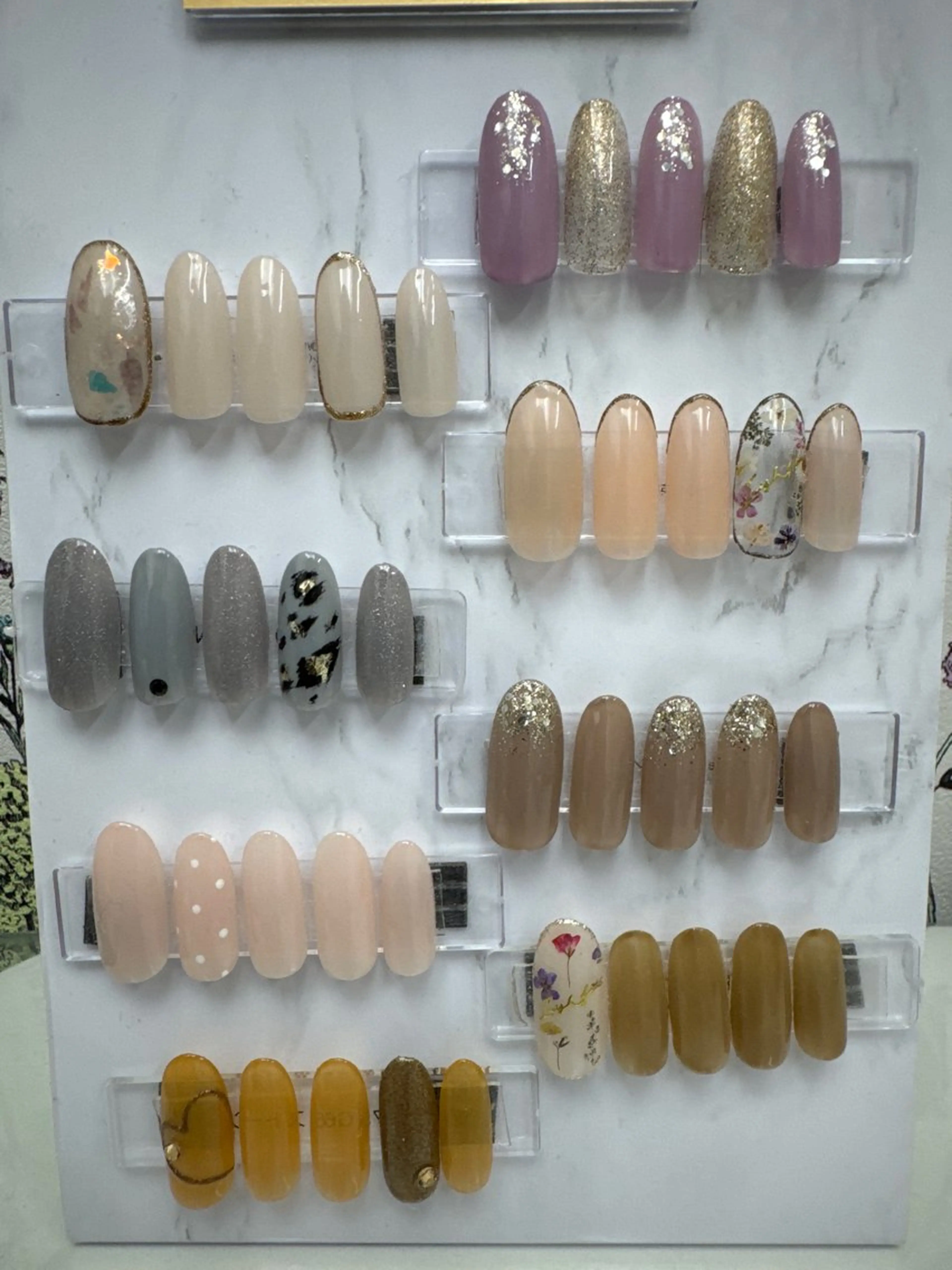ネイル シンプルネイル nail salon meoli ヒトミのネイルデザイン