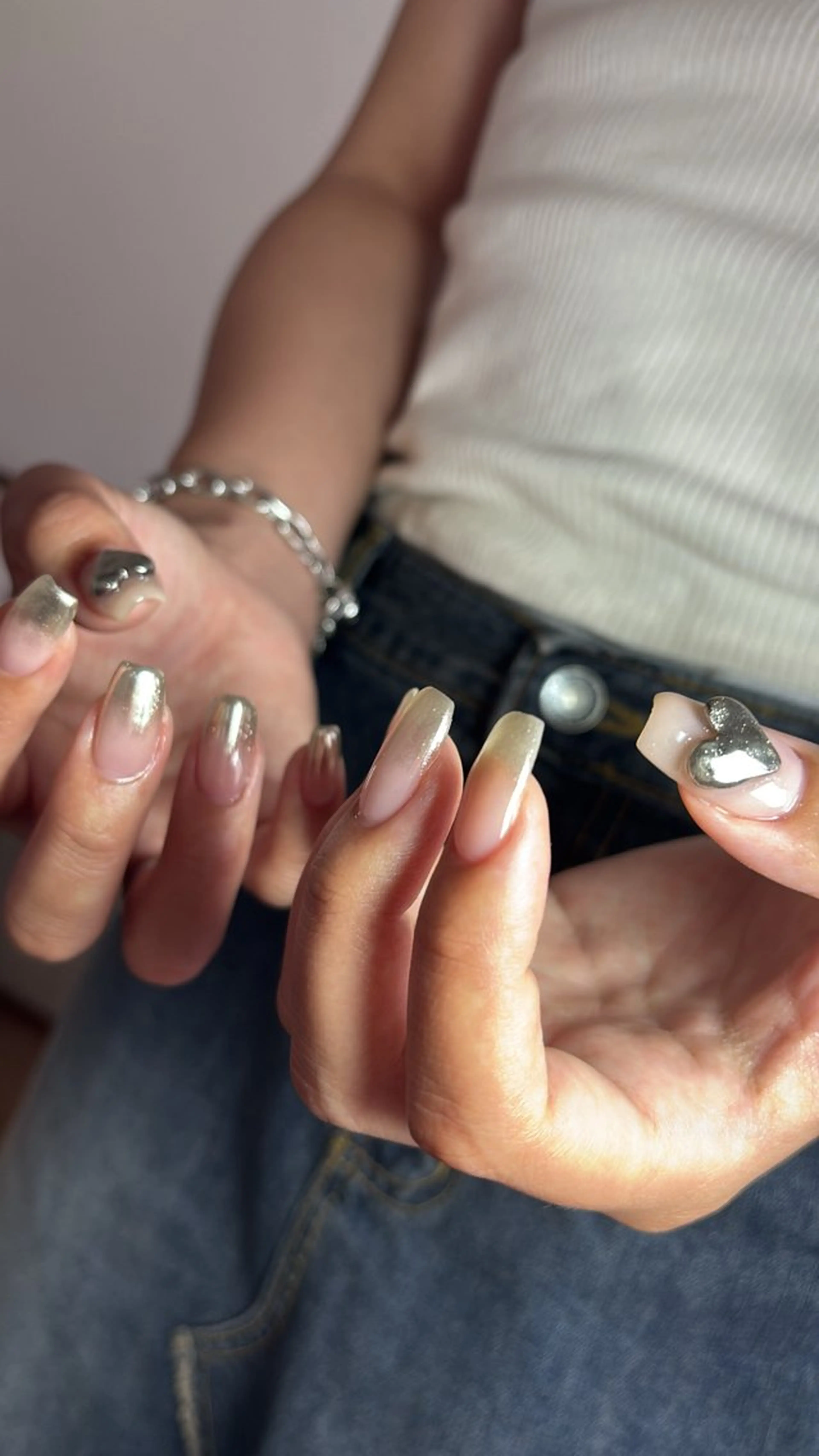 ネイル nailsalon　hue所属・小山 羽奈のネイルデザイン