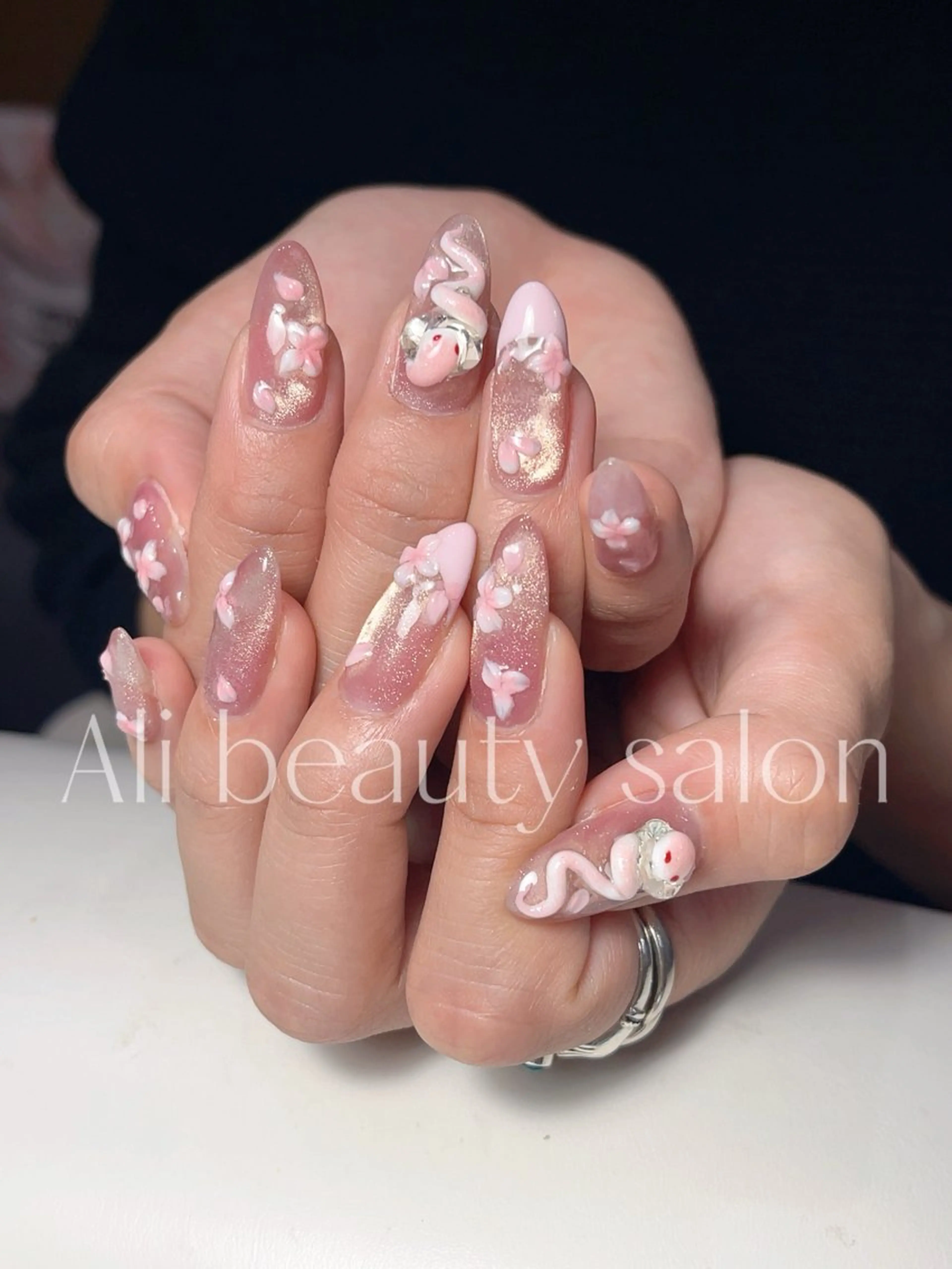 ネイル アートネイル フレンチネイル マグネットネイル ハンドネイル Ali 新小岩 ネイル専門のネイルデザイン