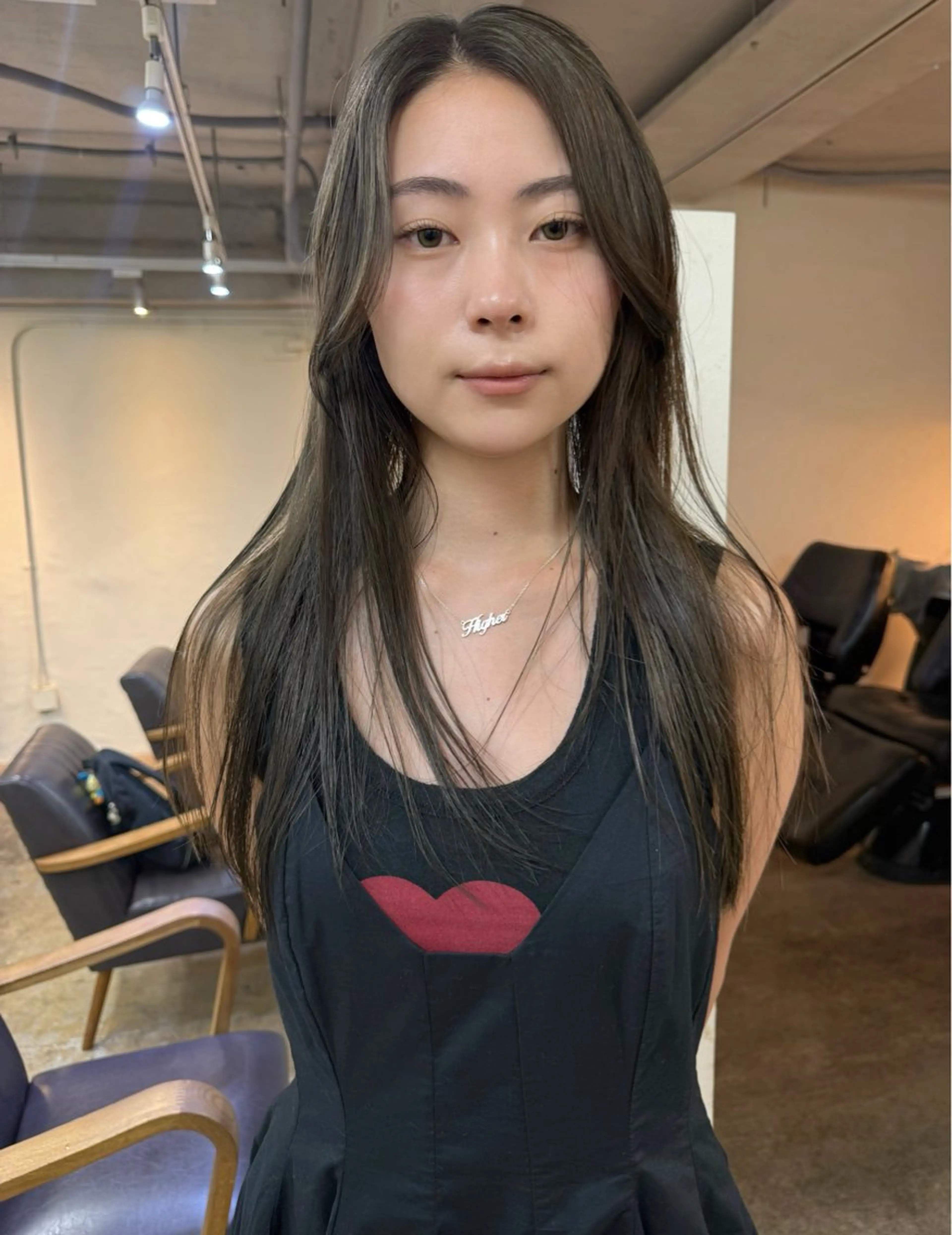 ロング カラー ブリーチ ダブルカラー ブリーチなしカラー オリーブカラー カット ヘアカラー トリートメント 森貴裕/ベージュ/ パーマ/オリーブのヘアスタイル