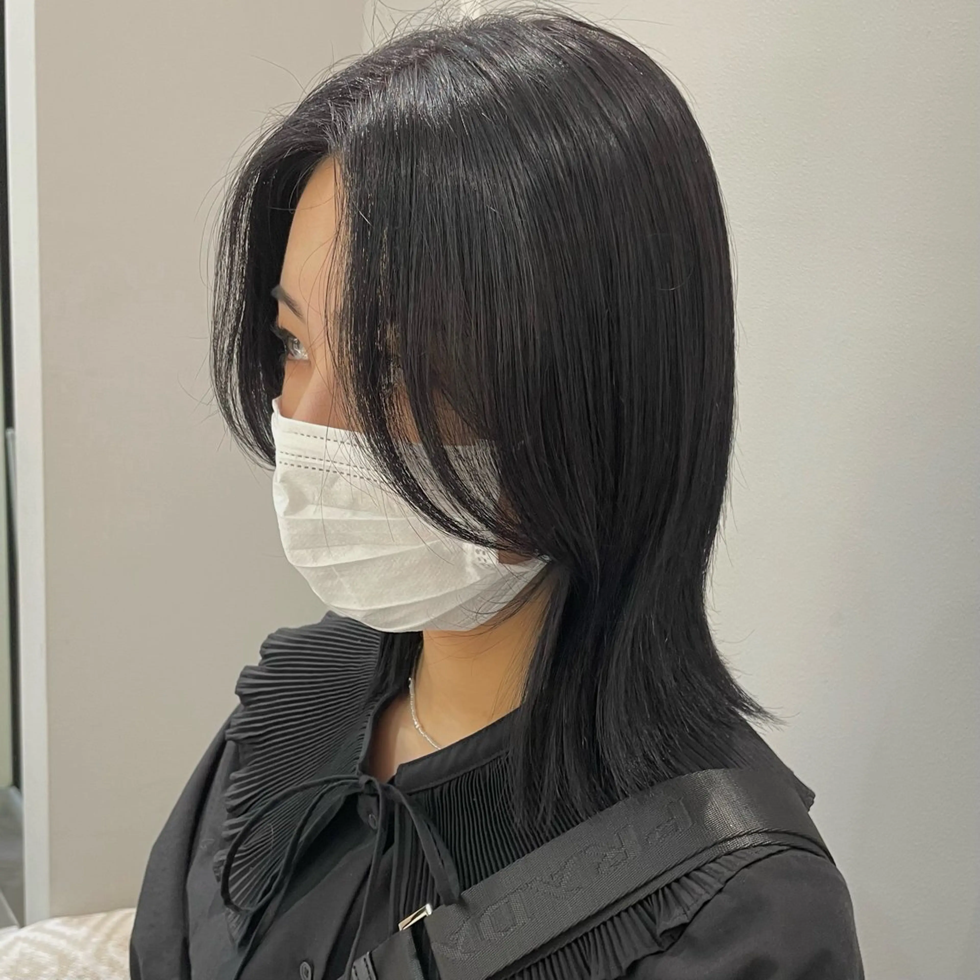 ミディアム カット ヘアカラー トリートメント 🩶赤み消しカラー 🐈‍⬛荻野美思🐾のヘアスタイル