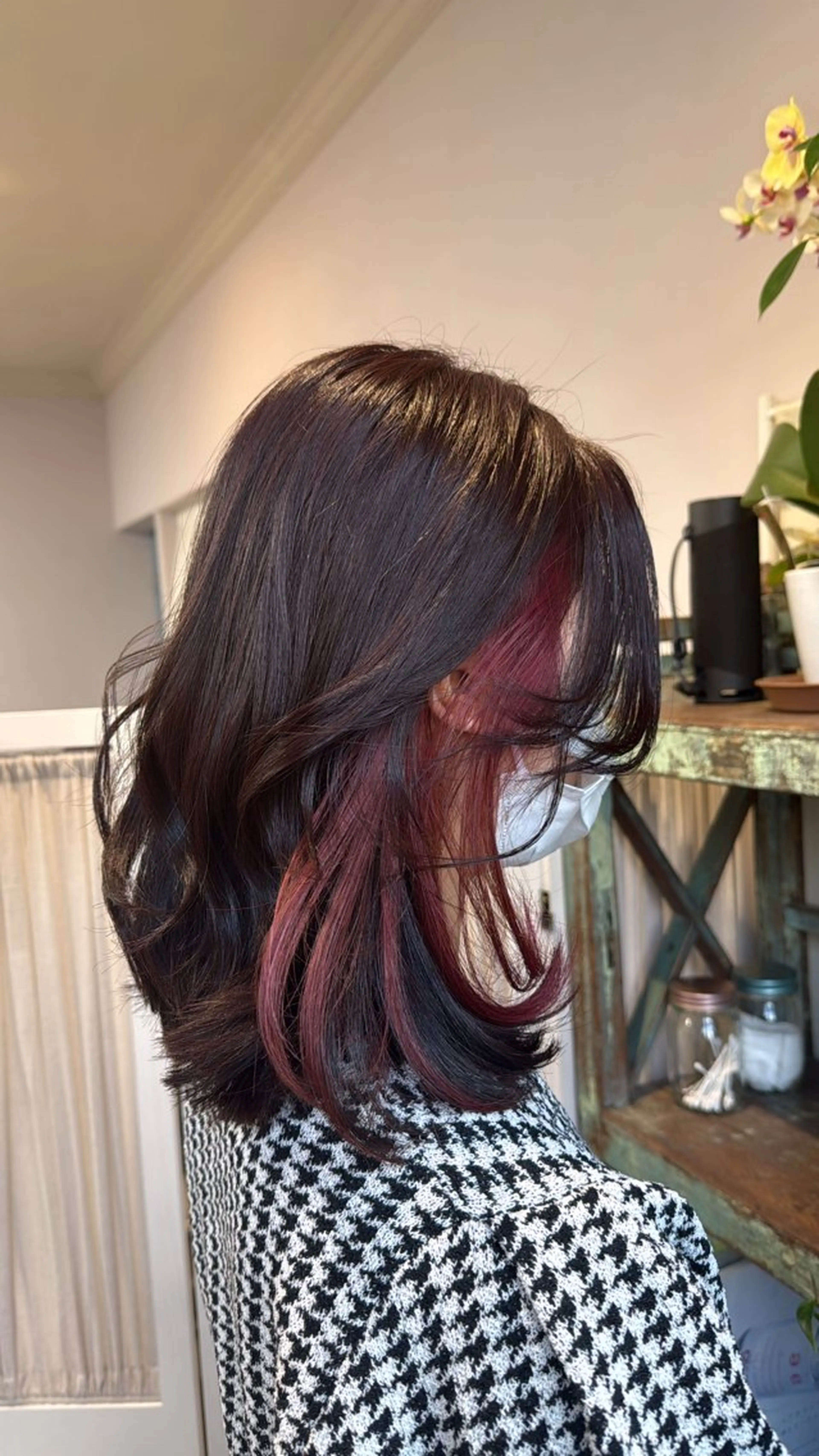 セミロング カラー インナーカラー レイヤーカット カット ヘアカラー トリートメント Sakura .のヘアスタイル