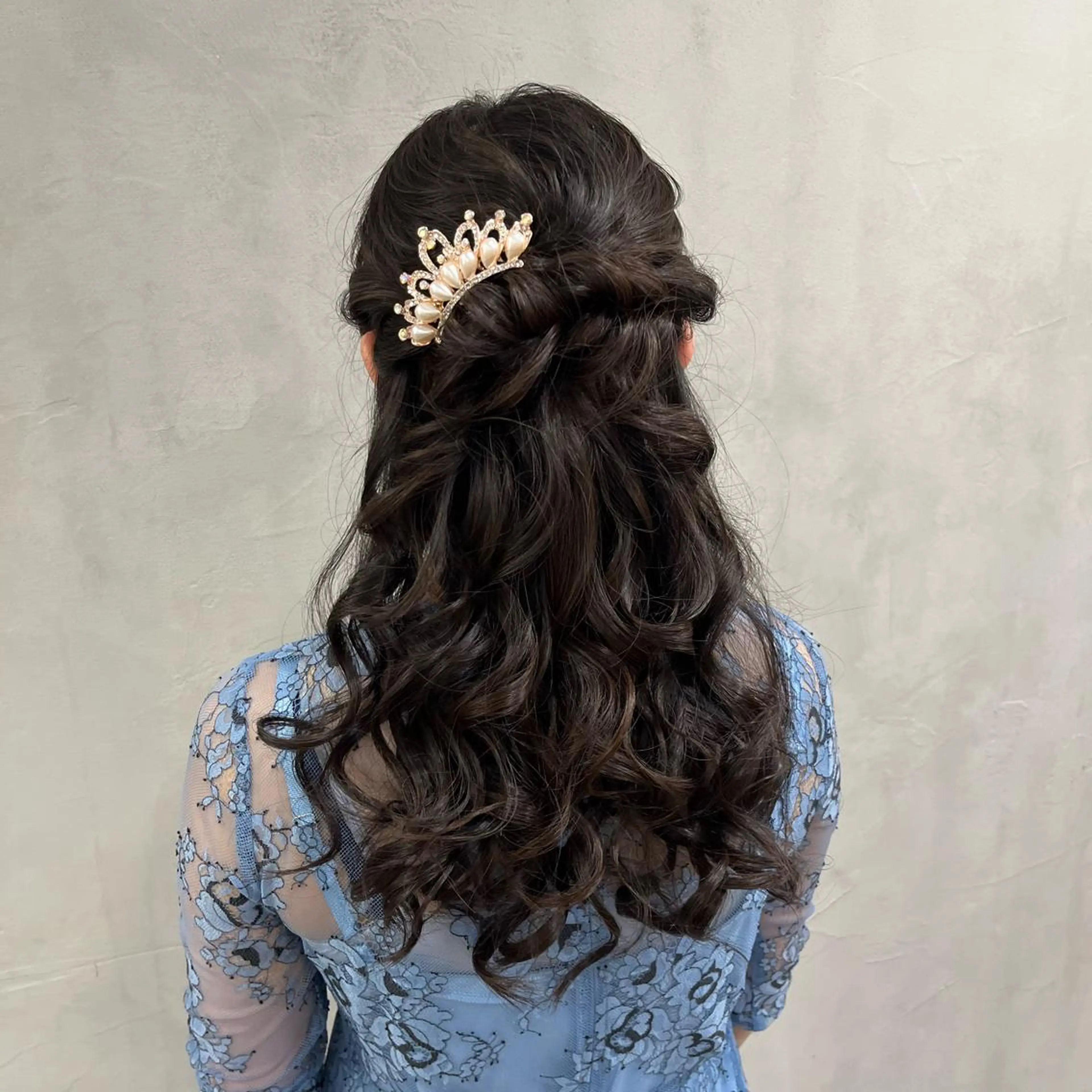 セミロング ヘアアレンジ 🫧tomoka 透明感カラー🫧のヘアスタイル