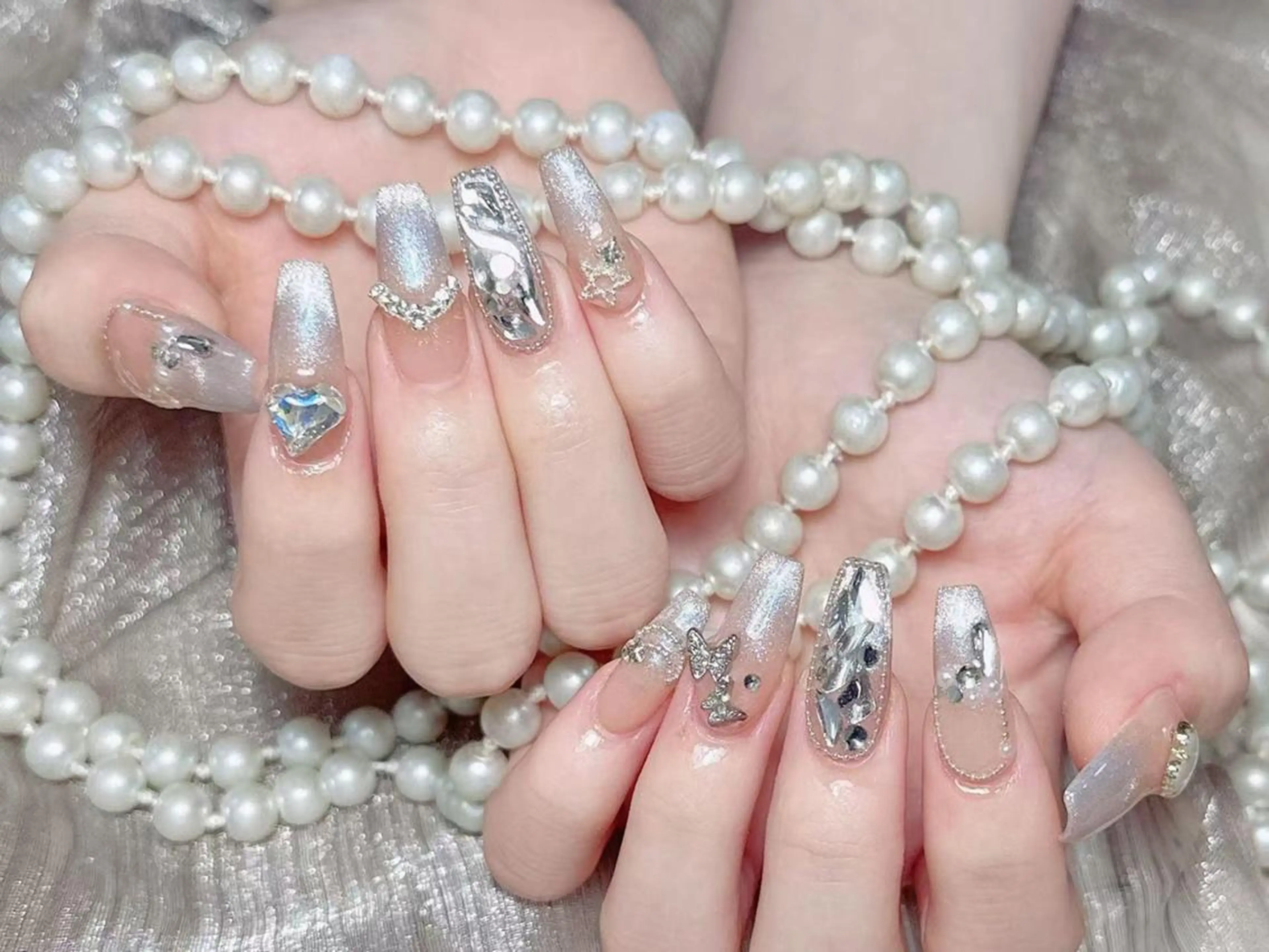 ネイル アートネイル オーロラネイル チークネイル 成人式 長さ出し 純江 HALIのネイルデザイン