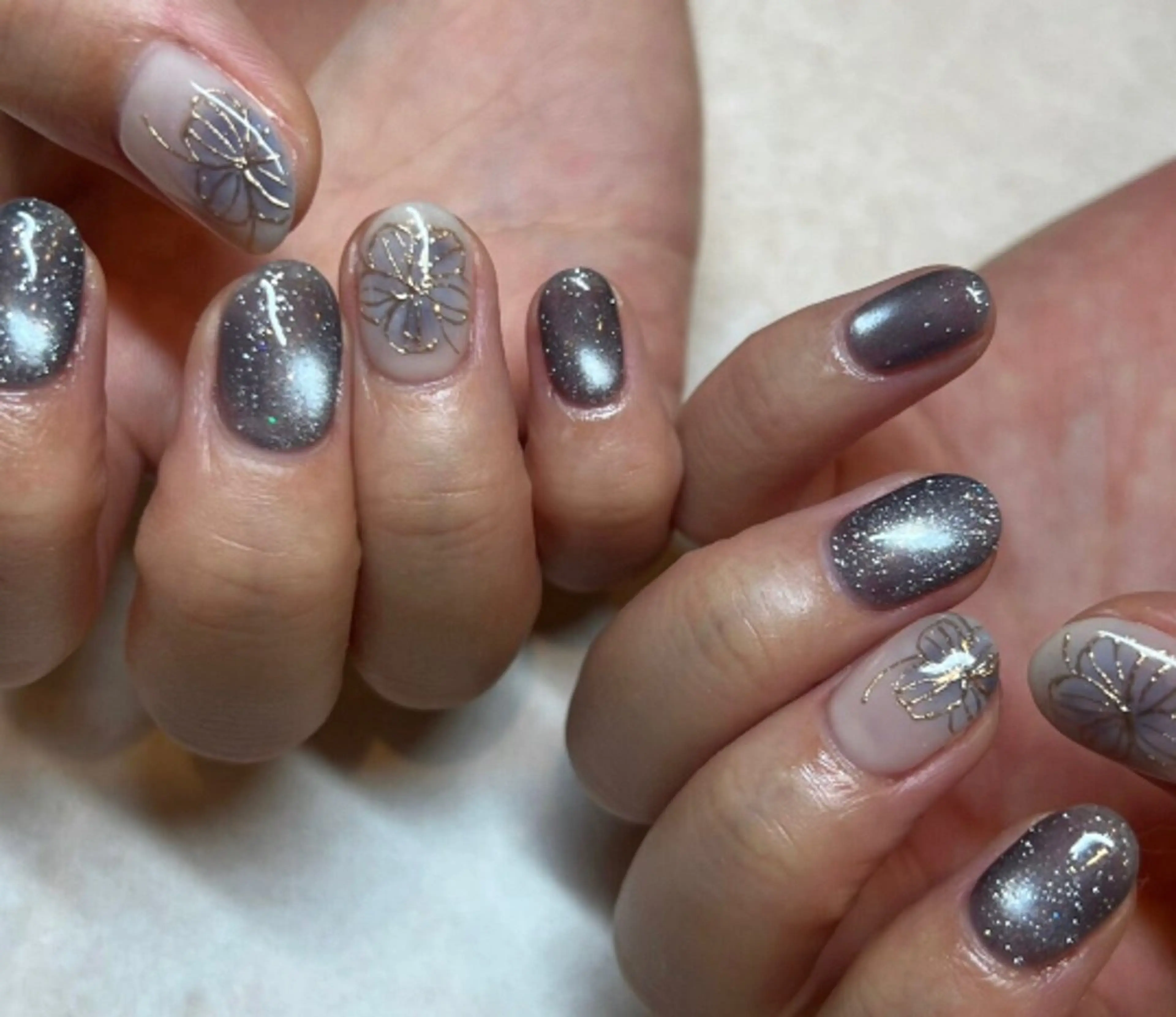 ネイル アートネイル マグネットネイル ミラーネイル ハンドネイル STELLA川口店 yamazakiのネイルデザイン