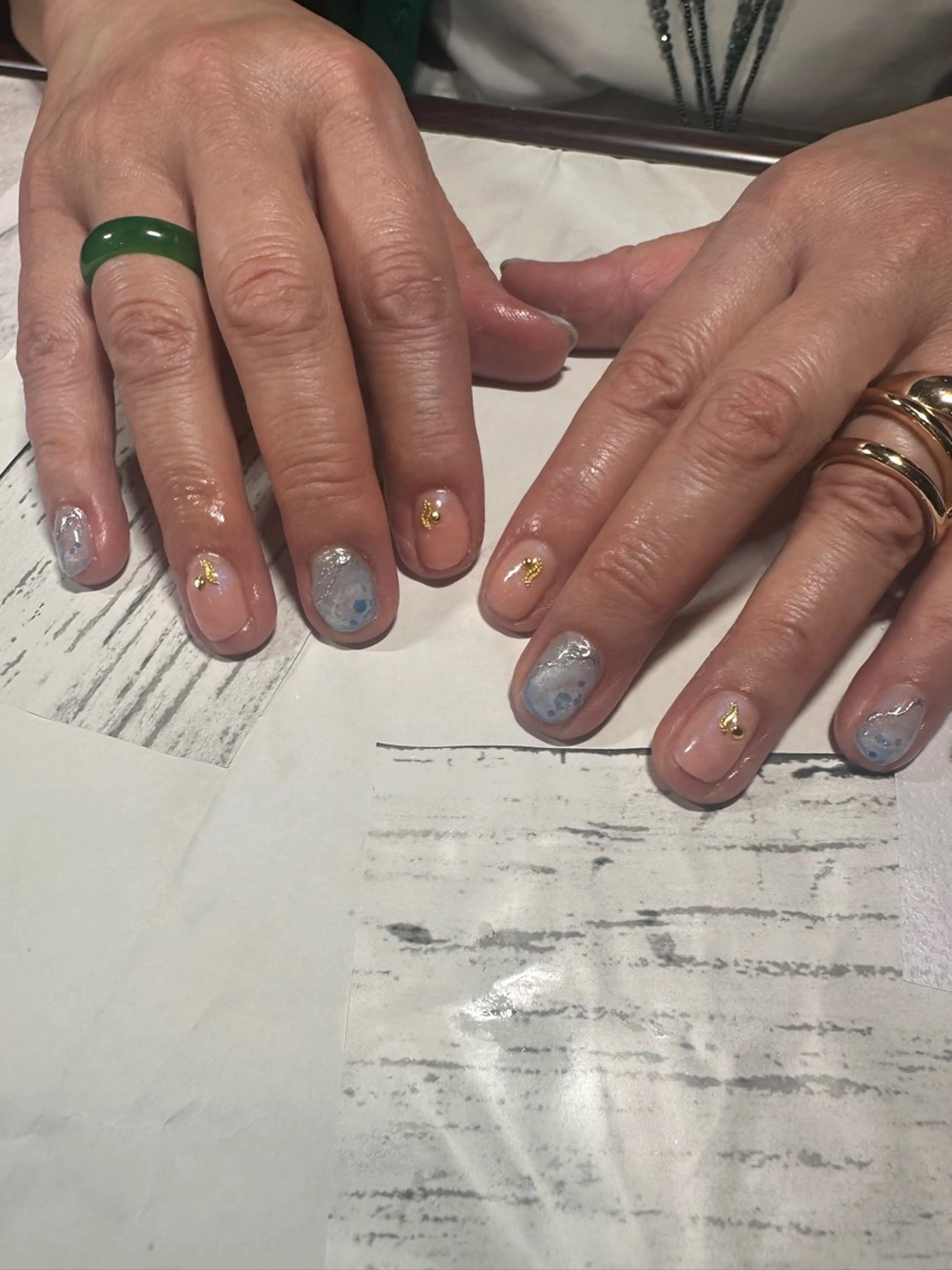 ネイル e.nail所属・🍎吉田 恵里🍎のネイルデザイン