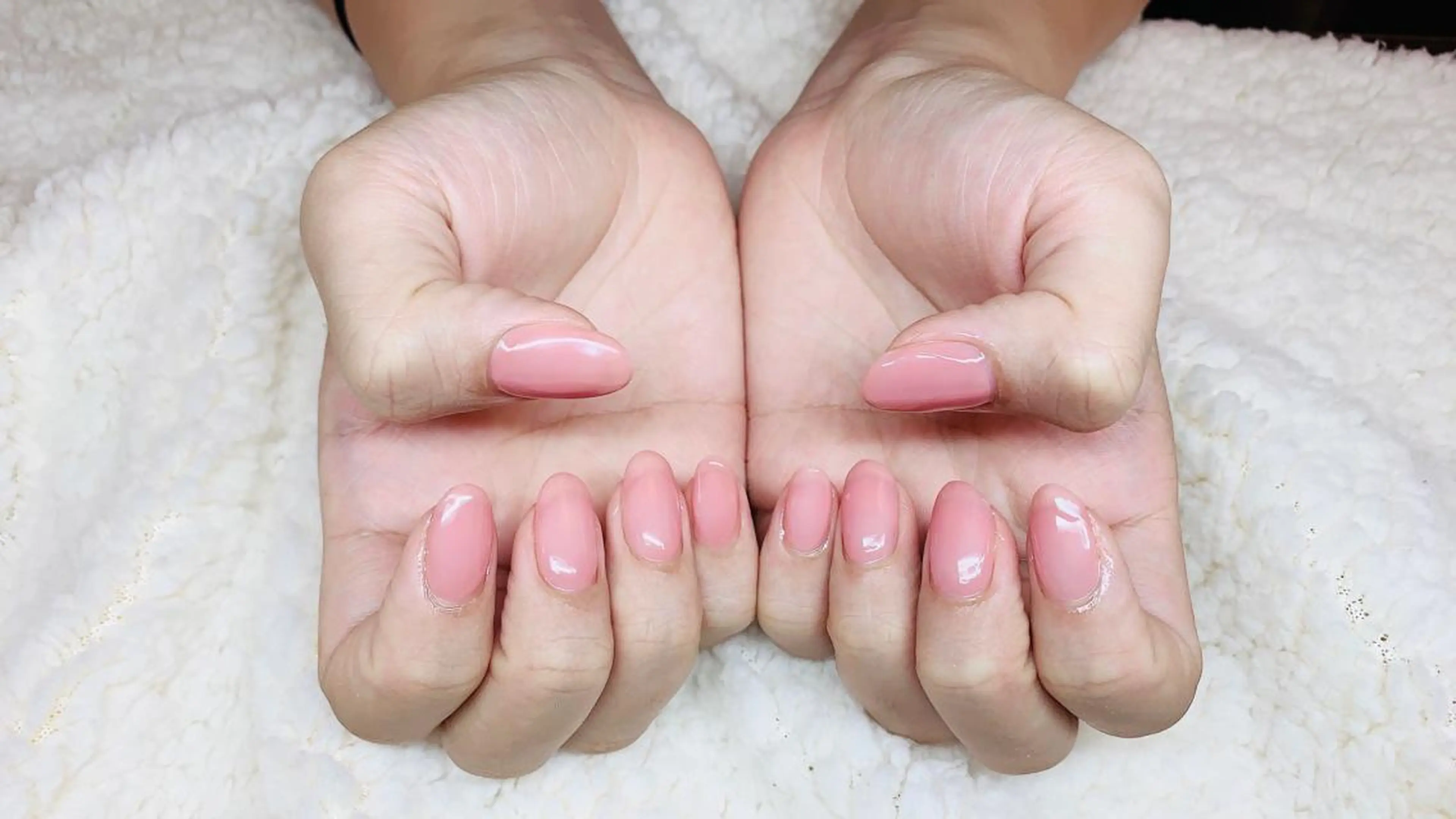 ネイル ワンカラーネイル 金山 沙織のエステ・リラクイメージ