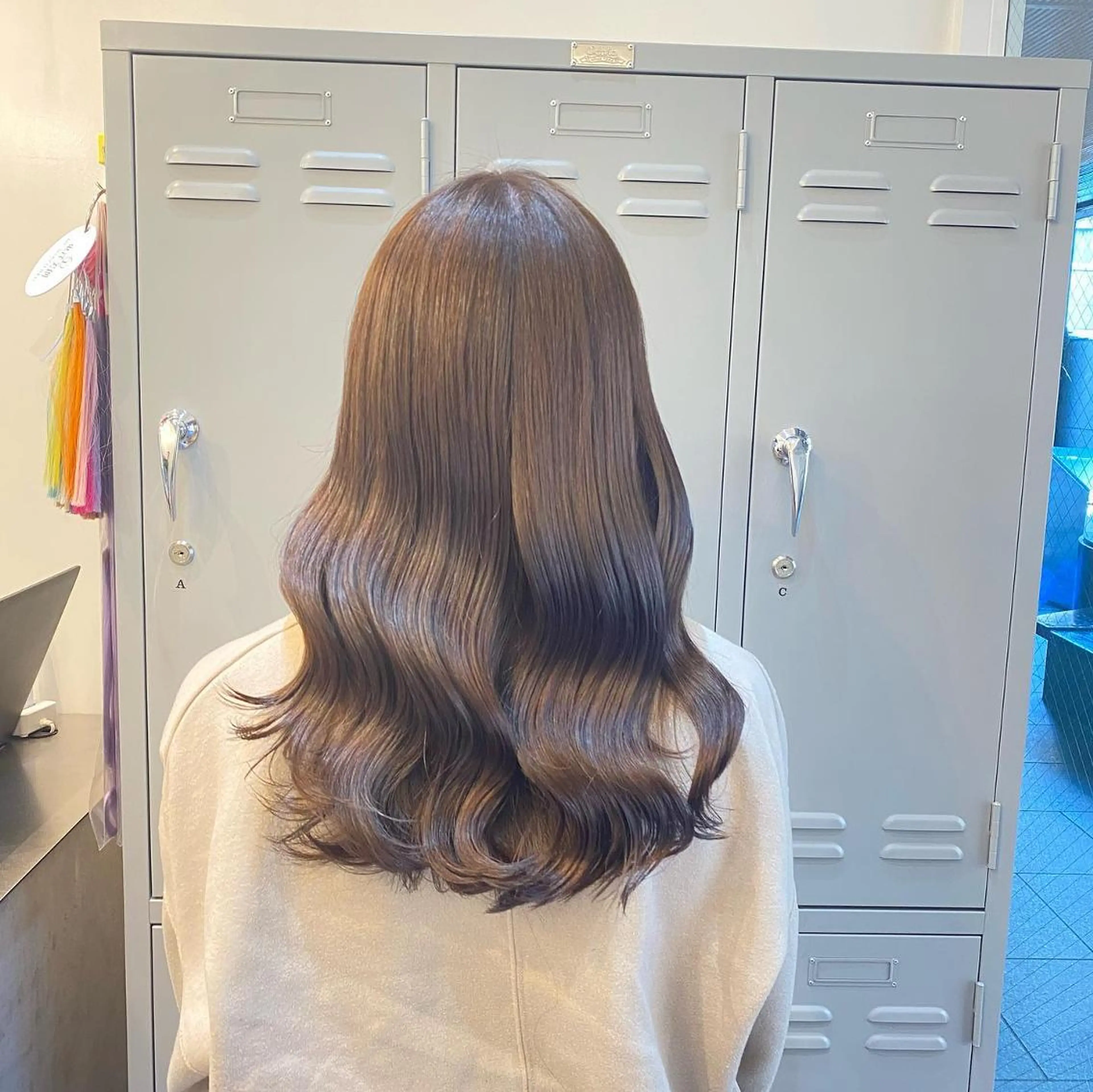 セミロング カラー ヘアアレンジ 🌷愛されヘア🌷 伊藤　万裕のヘアスタイル