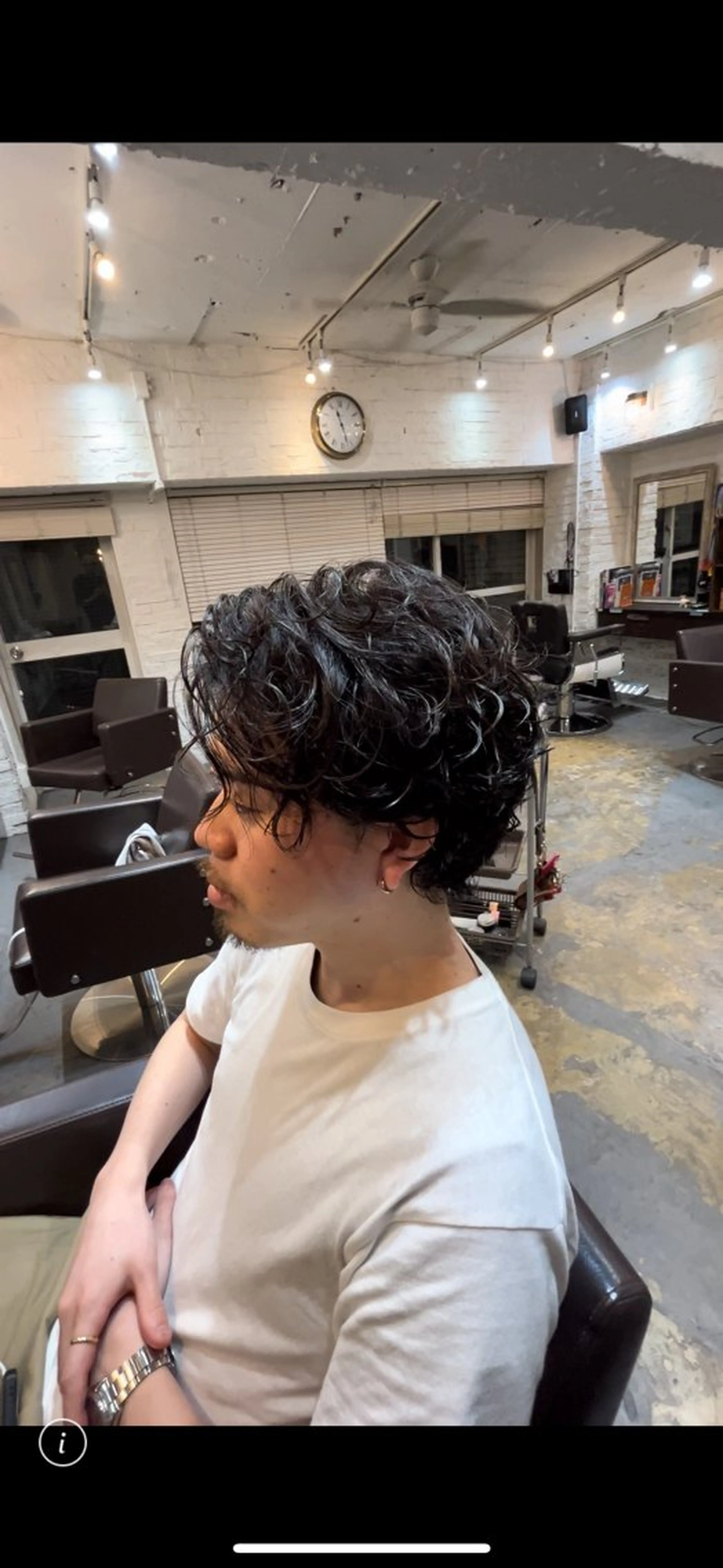 ショート パーマ メンズ センターパート ダウンパーマ フェードカット メンズハイライト メンズパーマ カット パーマ トリートメント 💈メンズ特化💈 TASUKUのヘアスタイル