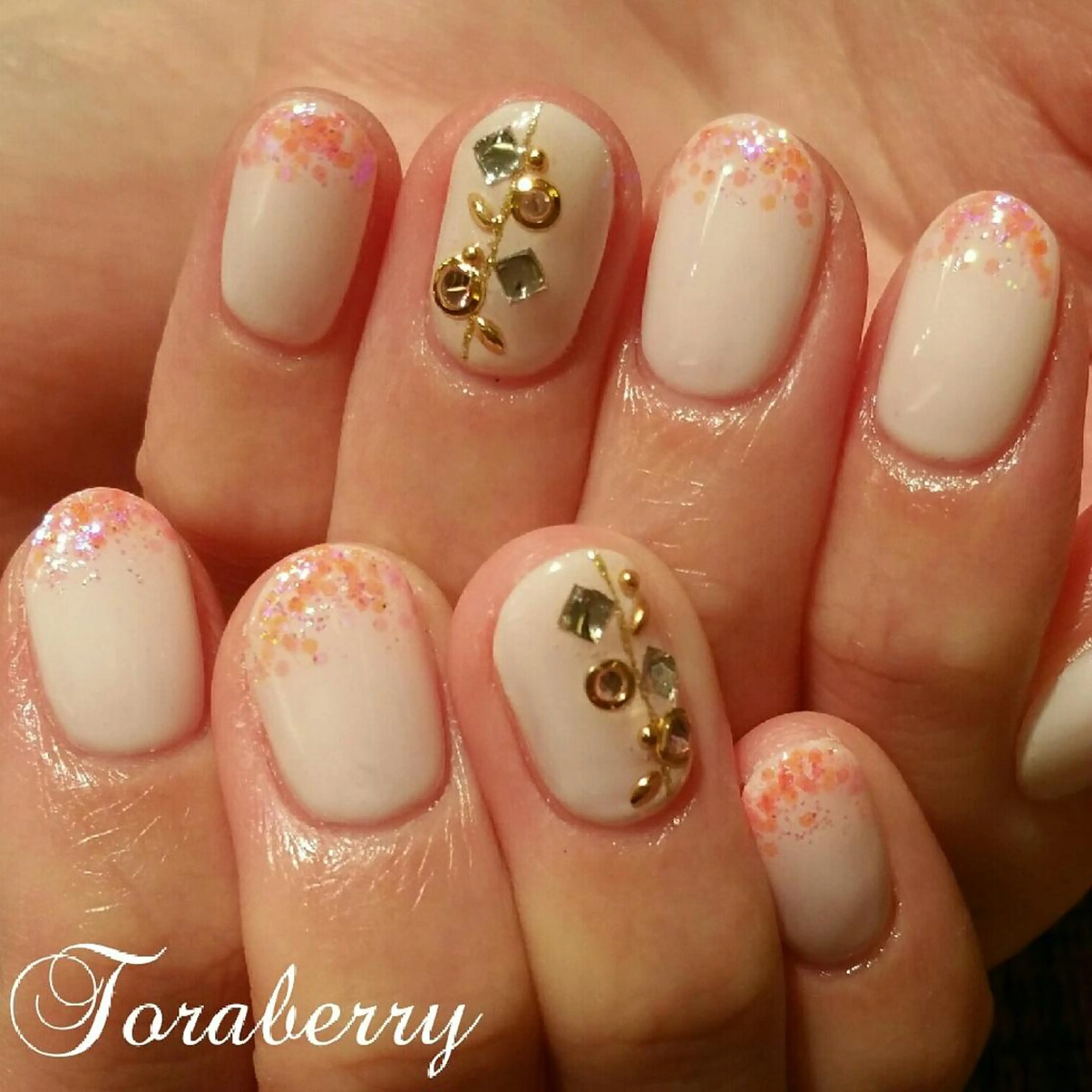 ネイル アートネイル ストーンネイル ネイリスト なつみのネイルデザイン