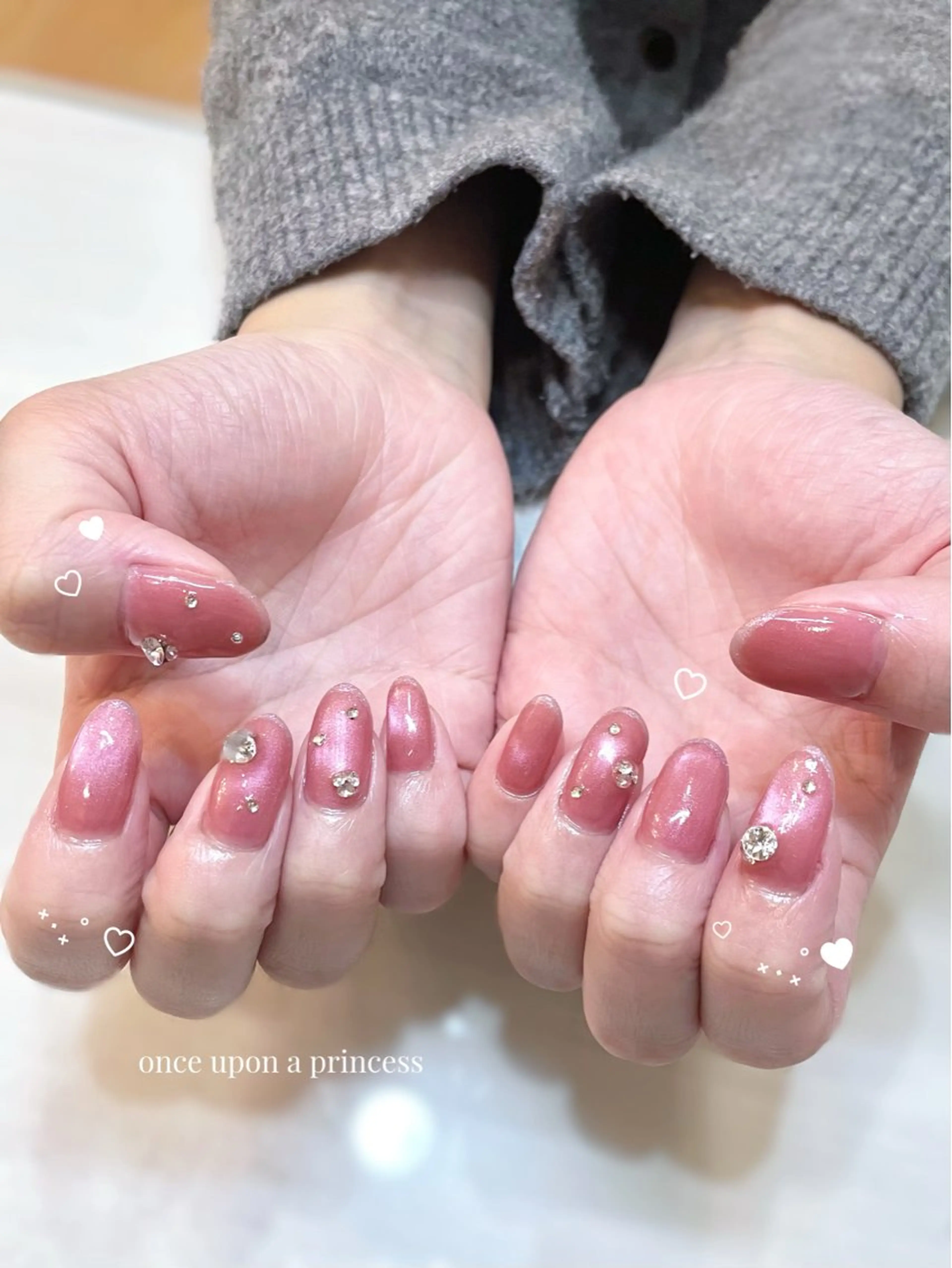 ネイル ハンドネイル Once upon a princessシェアサロンL'OM OSAKA所属・Once upon a princessのネイルデザイン