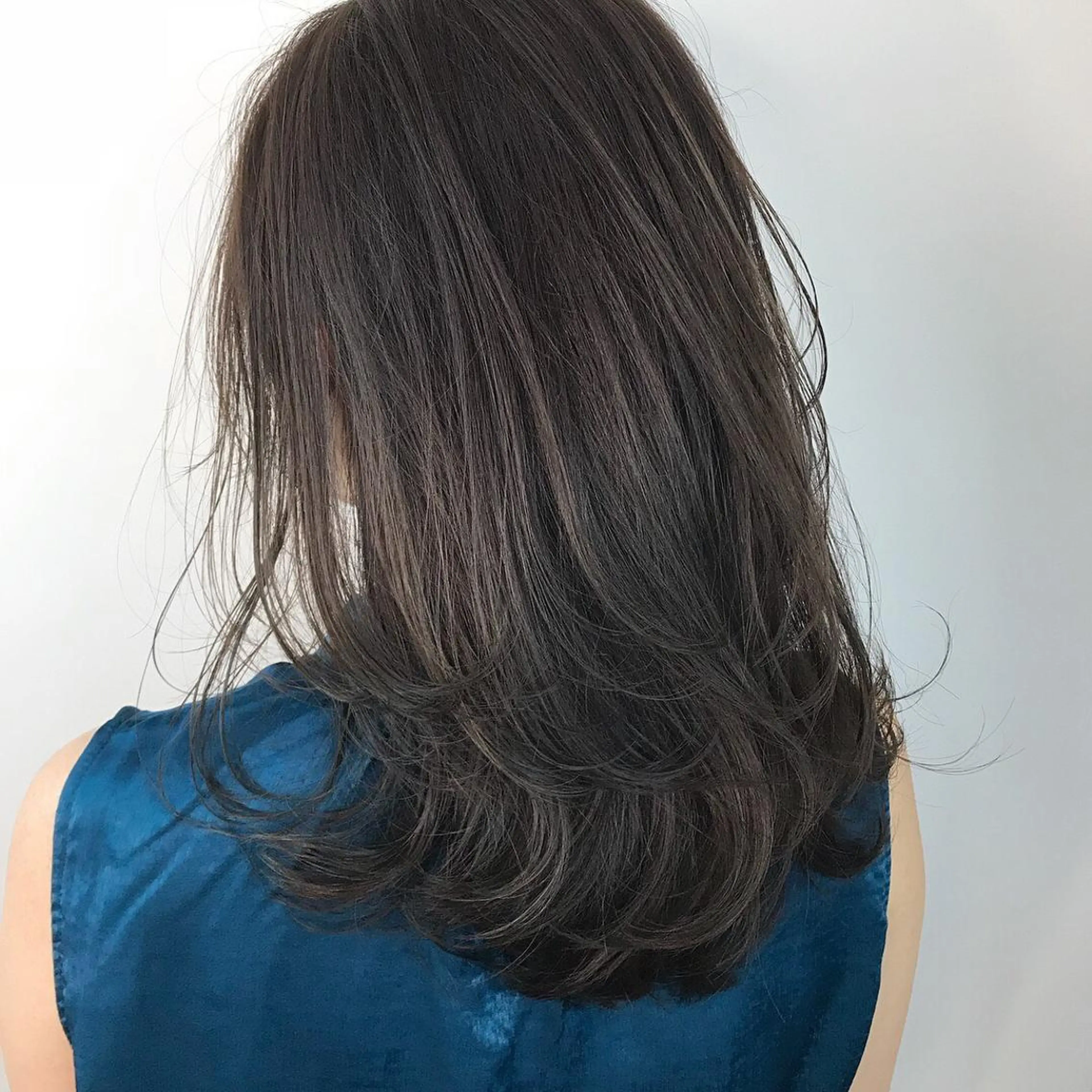 セミロング カラー カット ヘアカラー トリートメント 酸性ストレート/ブリ ーチなし/中村 匠のヘアスタイル