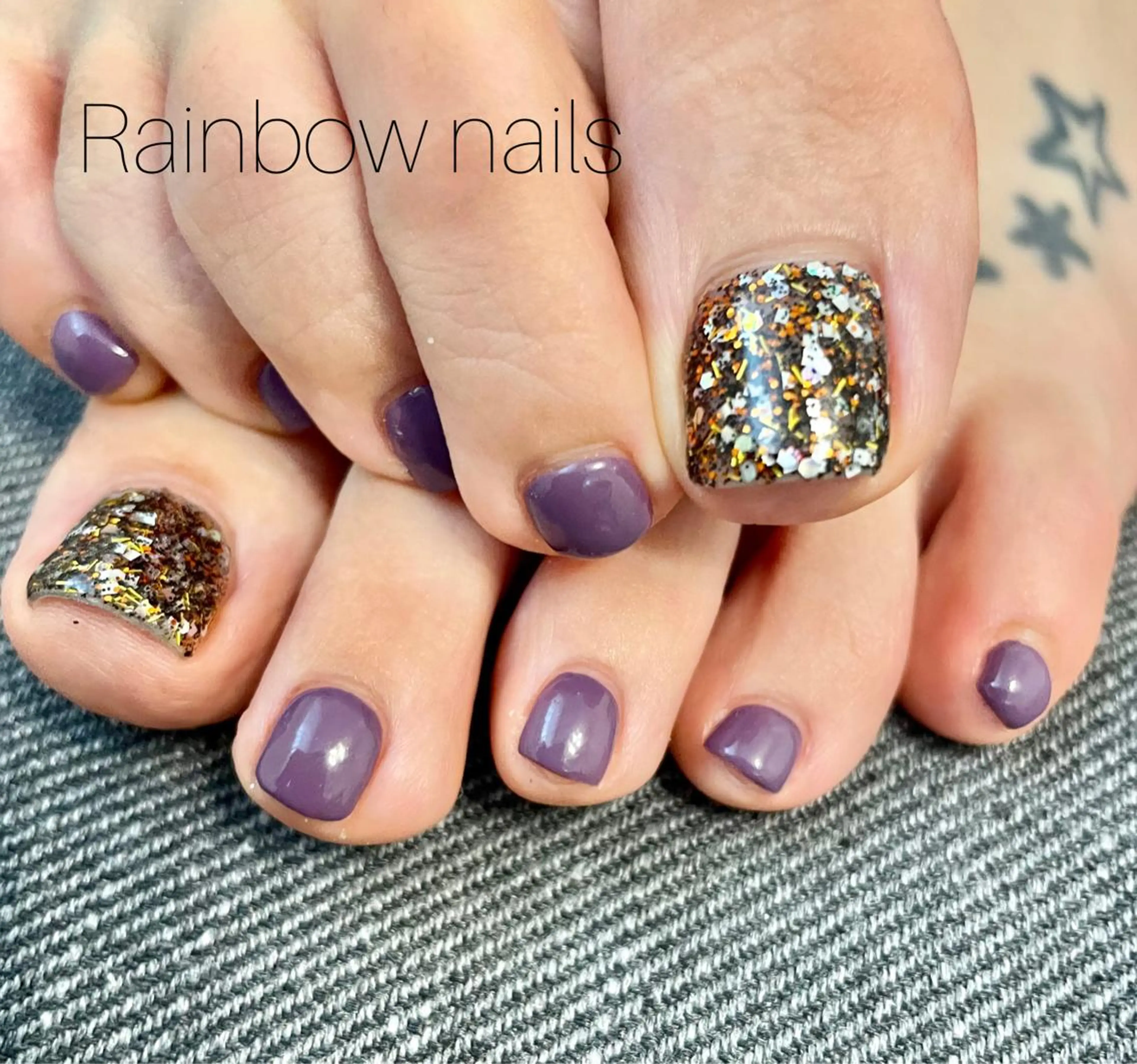 ネイル ラメ(グリッター) Rainbow nailsくろちゃんのネイルデザイン