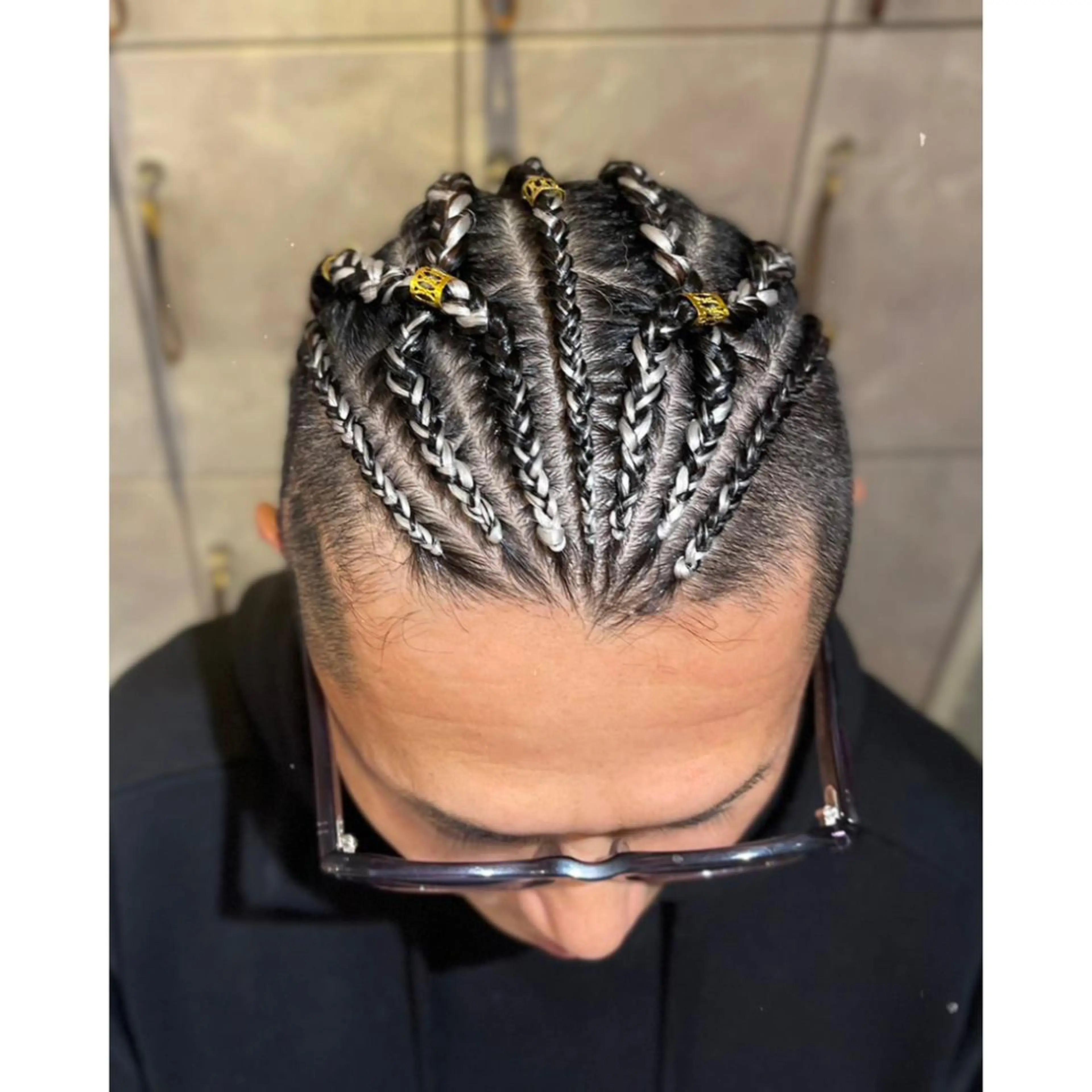 メンズ キッズ 子どものヘアアレンジ エクステ ヘアセット BRAIDS💎愛子 大人ハイライト💎のヘアスタイル