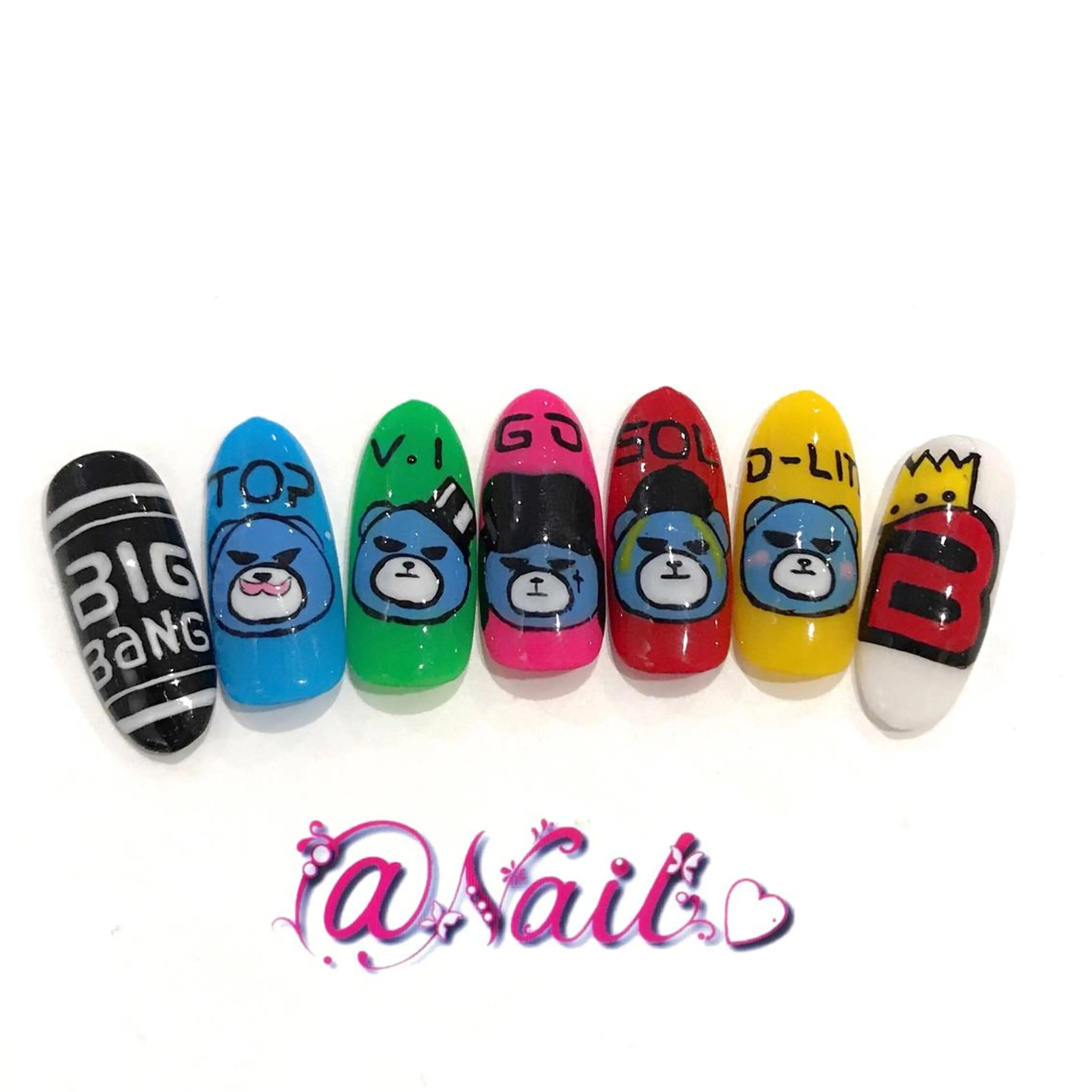 ネイル 小尾 栞のネイルデザイン