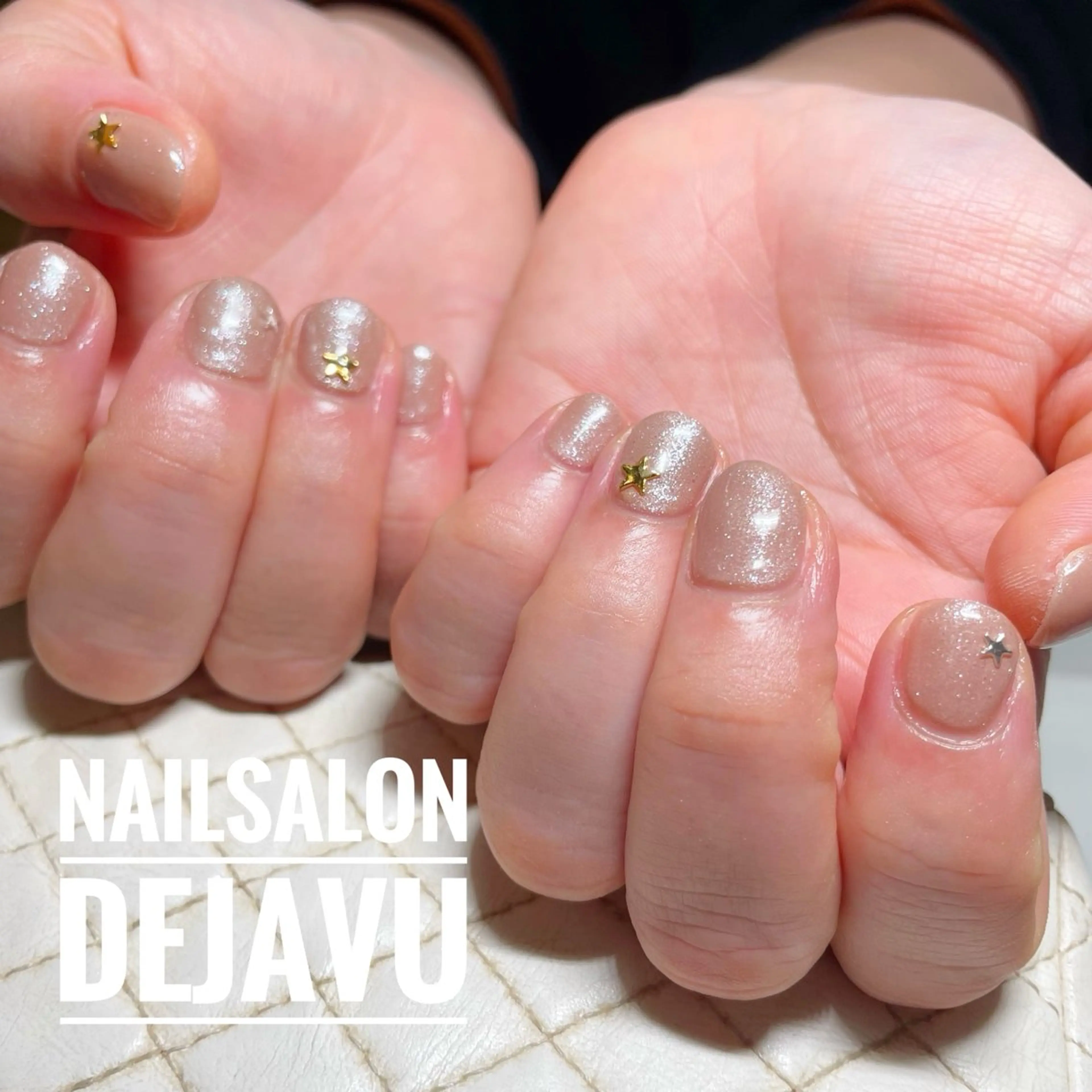 ネイル ワンカラーネイル ストーンネイル ハンドネイル Nailsalon Dejavu  Yokosuka所属・Nailsalon Dejavuのネイルデザイン