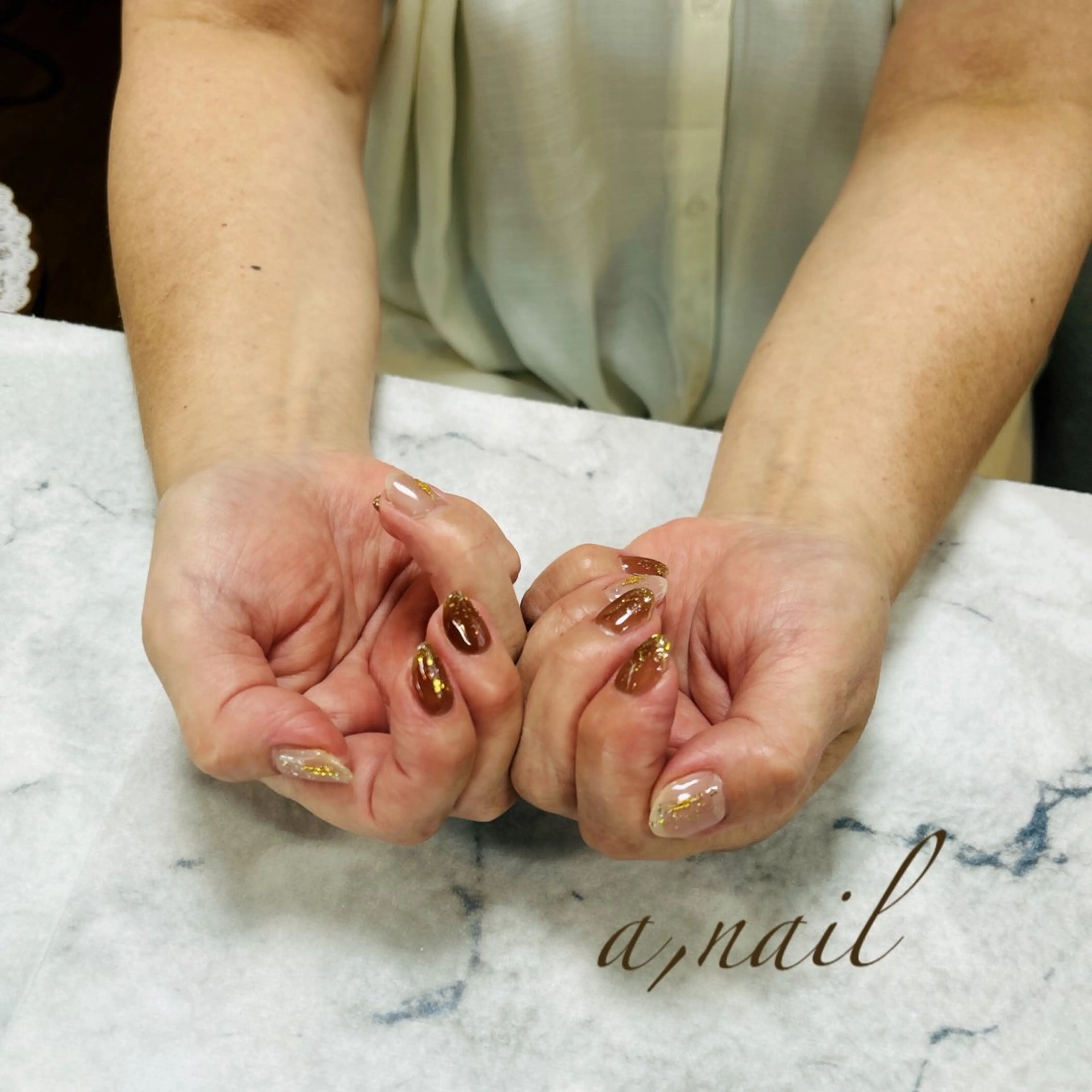 ネイル フットネイル ジェルネイル グラデーション キラキラネイル ラメ(グリッター) ハンドネイル ネイルサロン エーネイルのネイルデザイン