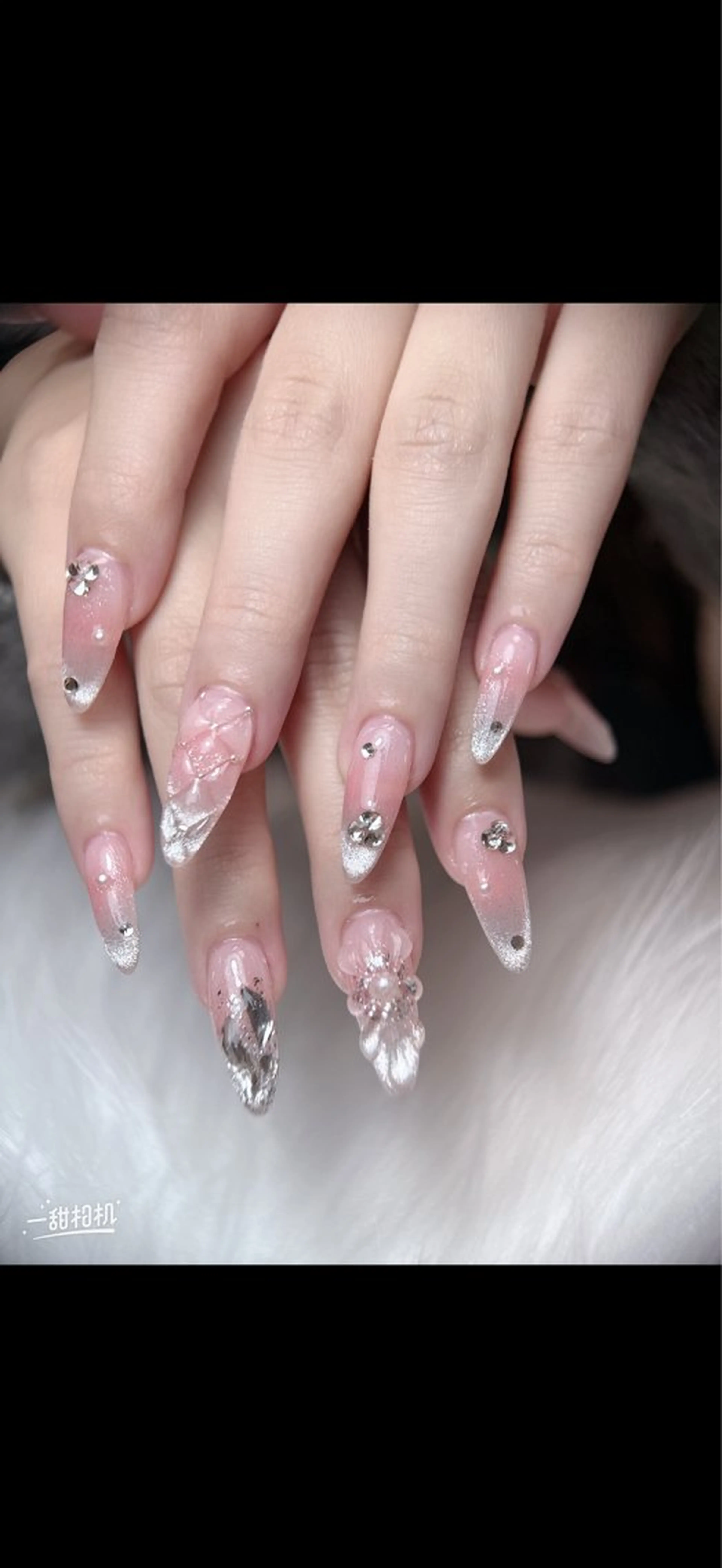 ネイル チークネイル ジェルネイル キラキラネイル 韓国ネイル マグネットネイル ハンドネイル Vp ネイルのネイルデザイン