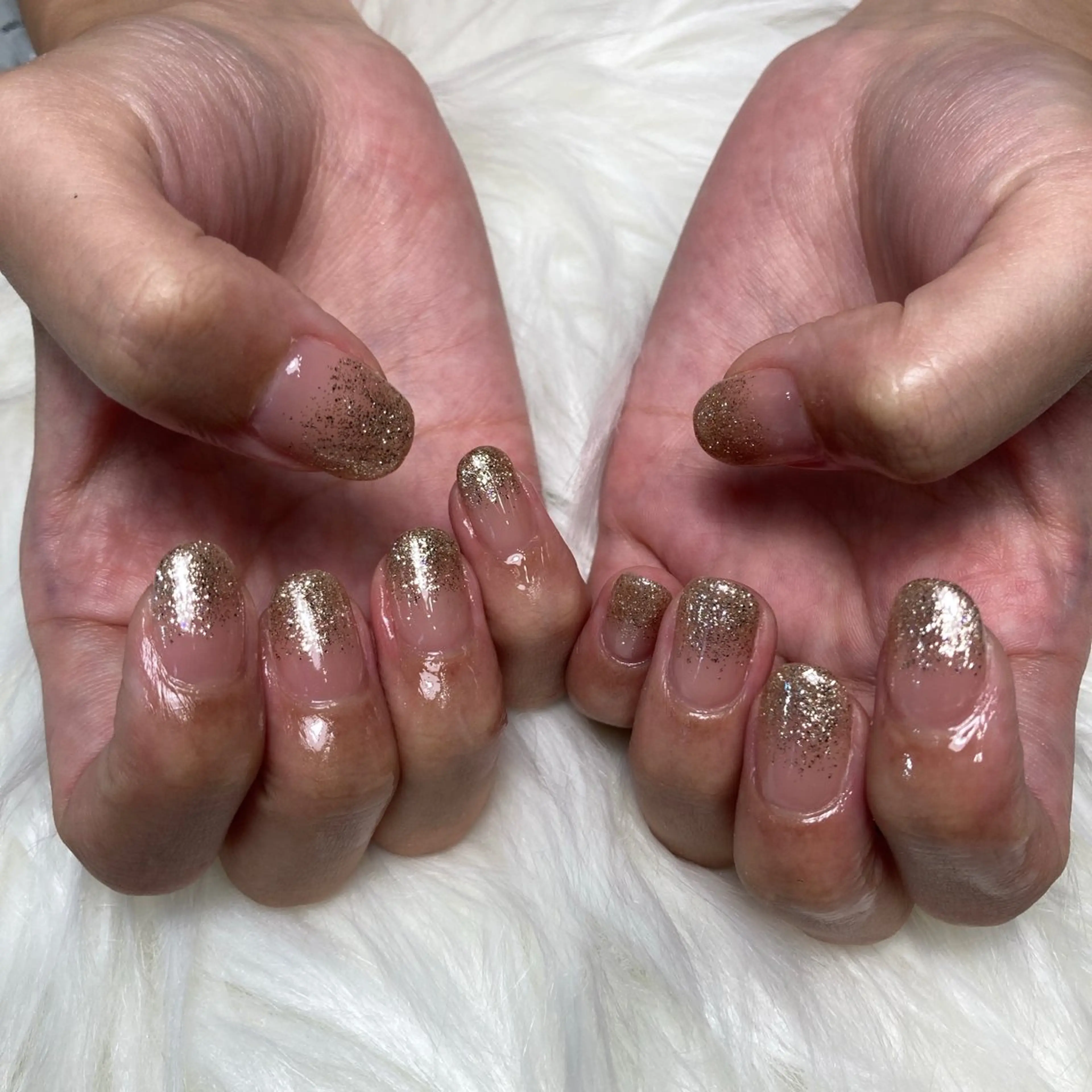 ネイル ラメ(グリッター) ラメグラデーション ハンドネイル 大東市ネイルサロン 【KYURA】ｷｭﾗのネイルデザイン