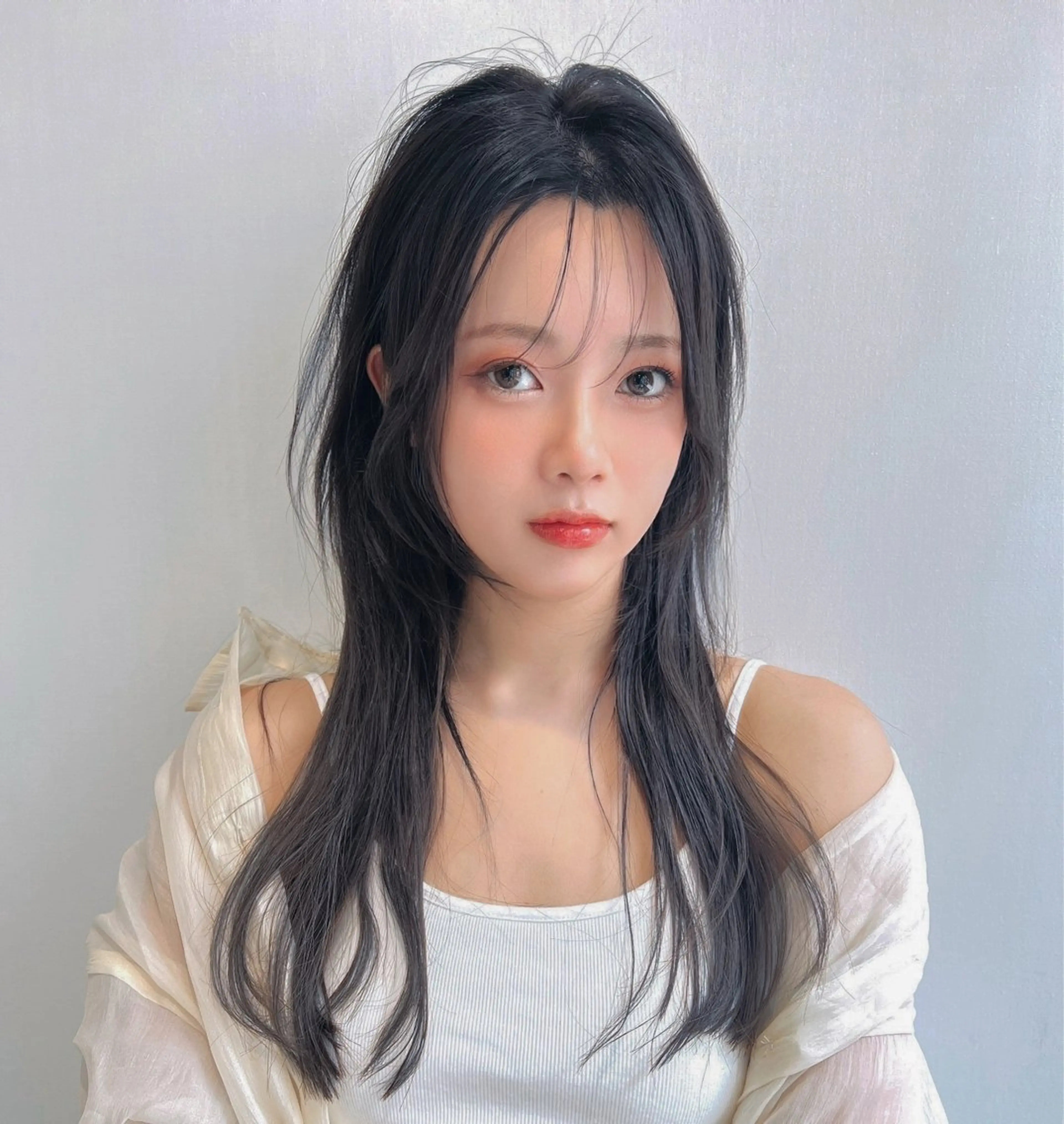 ロング カラー ブリーチ 透明感カラー ダークグレー ダークグレージュ グレージュ ヘアカラー トリートメント ⚜️ブリーチ× 透明感✨Hayatoのヘアスタイル